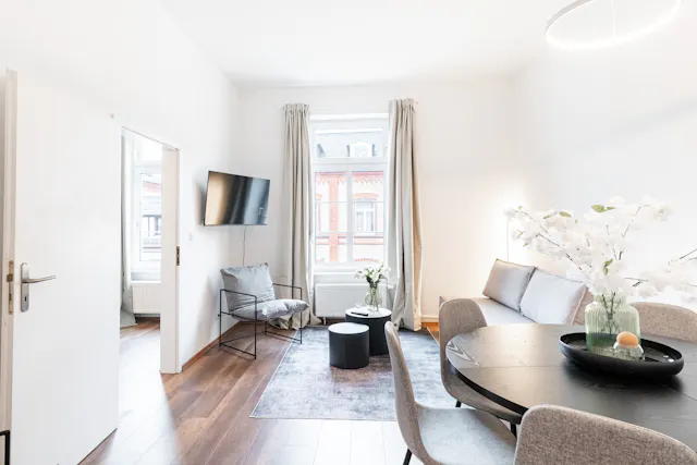 2-Bedroom Apartment in Oranienstraße, Wiesbaden (1691452) room image 1
