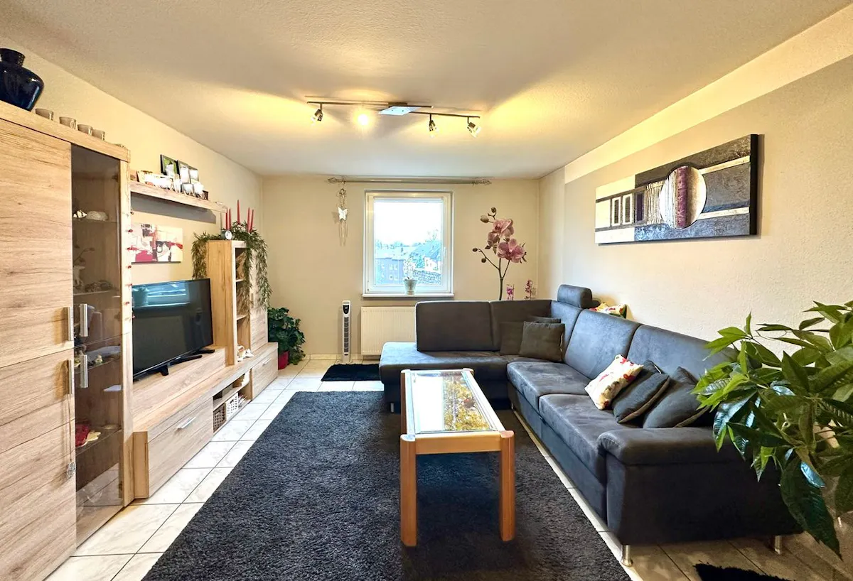 1-Bedroom Apartment in Hubertstraße, Essen