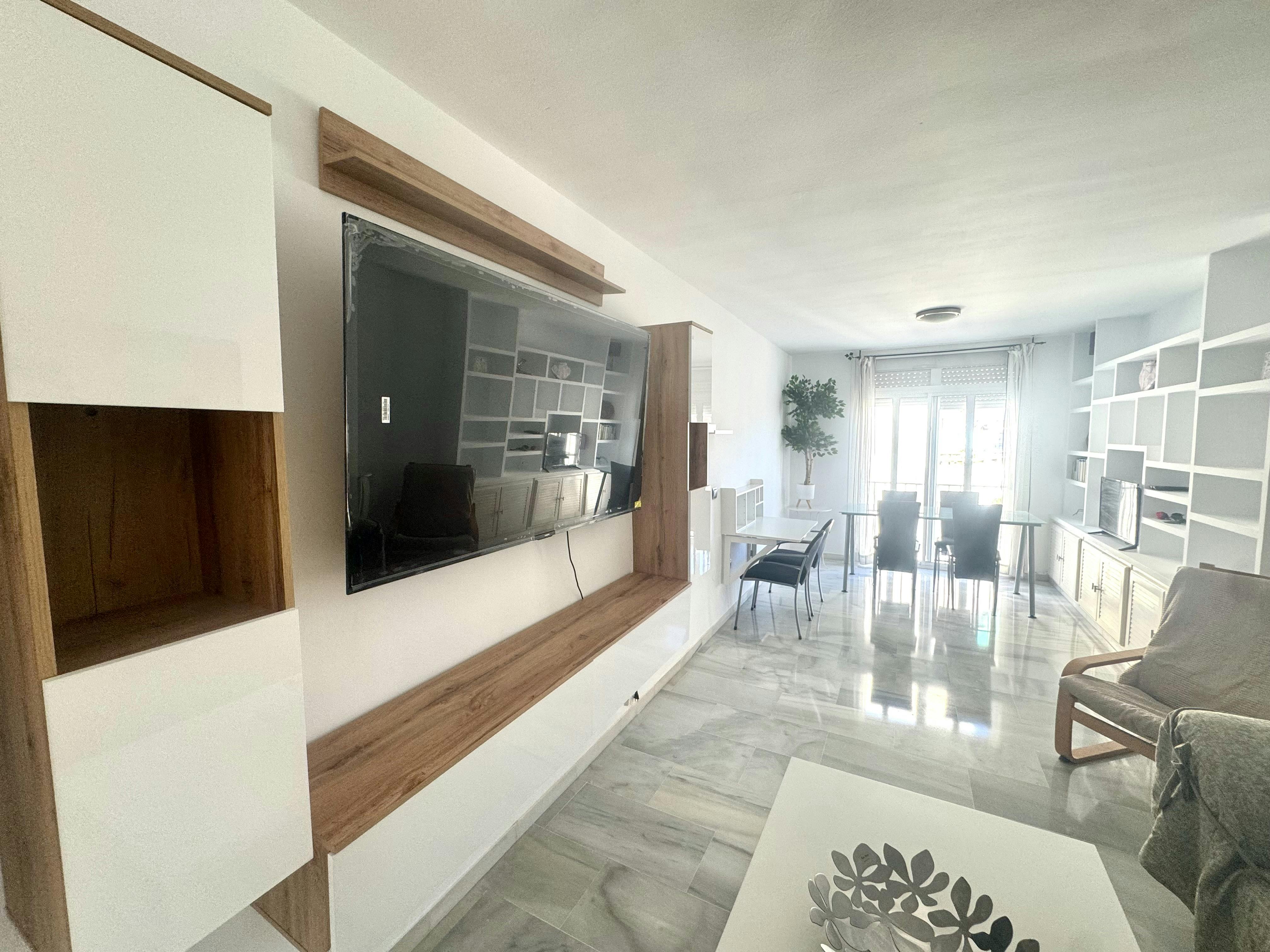 私人房间 正在以 €650 的月租出租，其位于 Málaga, Calle Zamarrilla