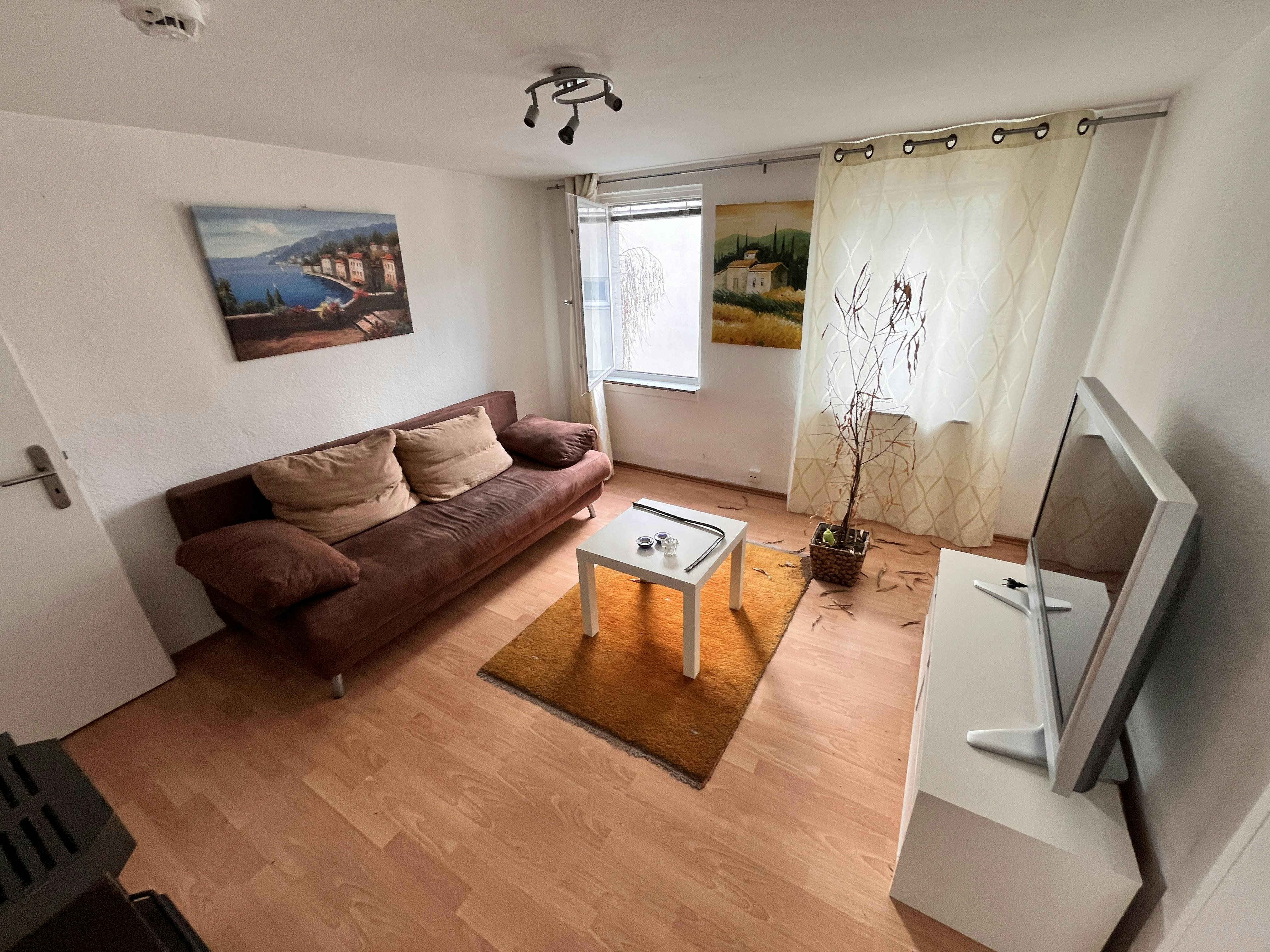 Edificio en alquiler por 650 € al mes en Offenbach, Geleitsstraße