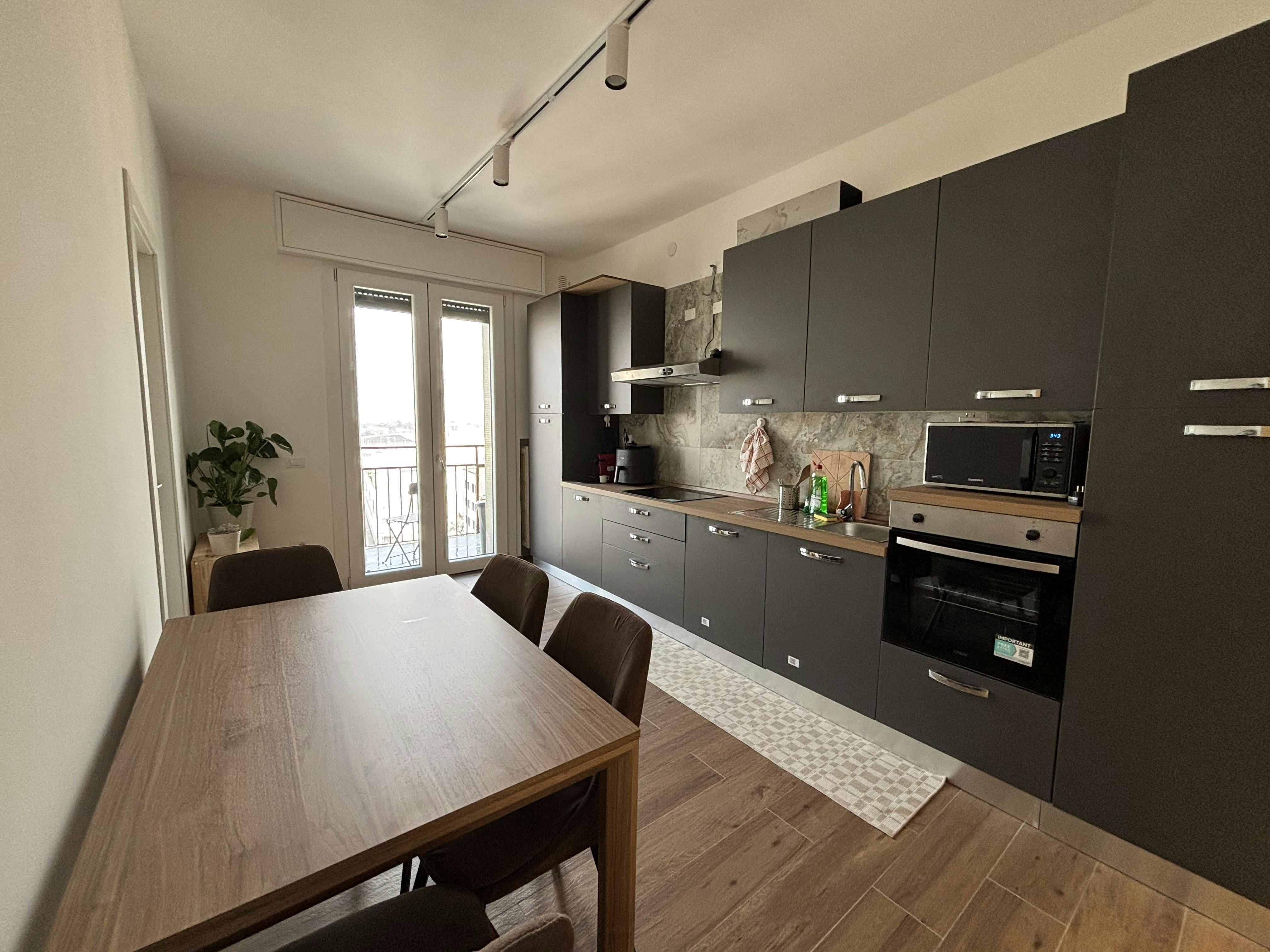 Stanza privata in affitto a 690 € al mese a Padova, Via Enrico degli Scrovegni