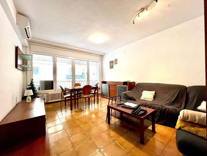 Private room for rent for €490 per month in Barcelona, Carrer de Nicaragua