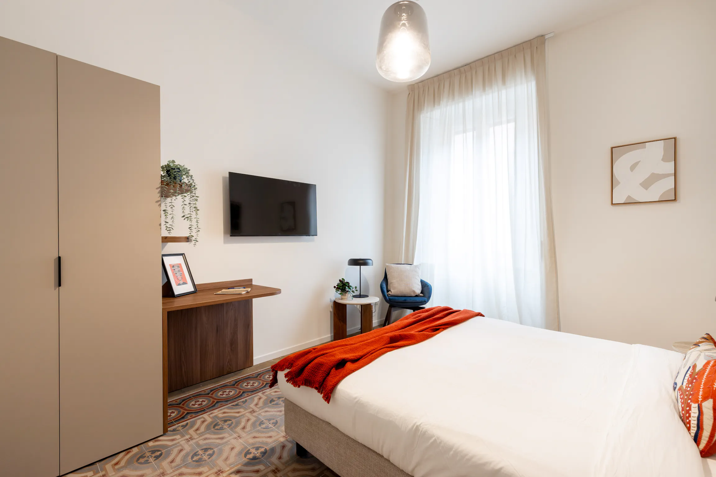 2-Bedroom Apartment in Via Curtatone, Milan (1692046) ROOM 1