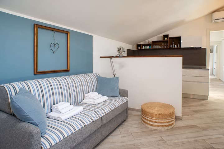 Apartment for rent for €1,000 per month in La Spezia, Piazza Domenico Chiodo