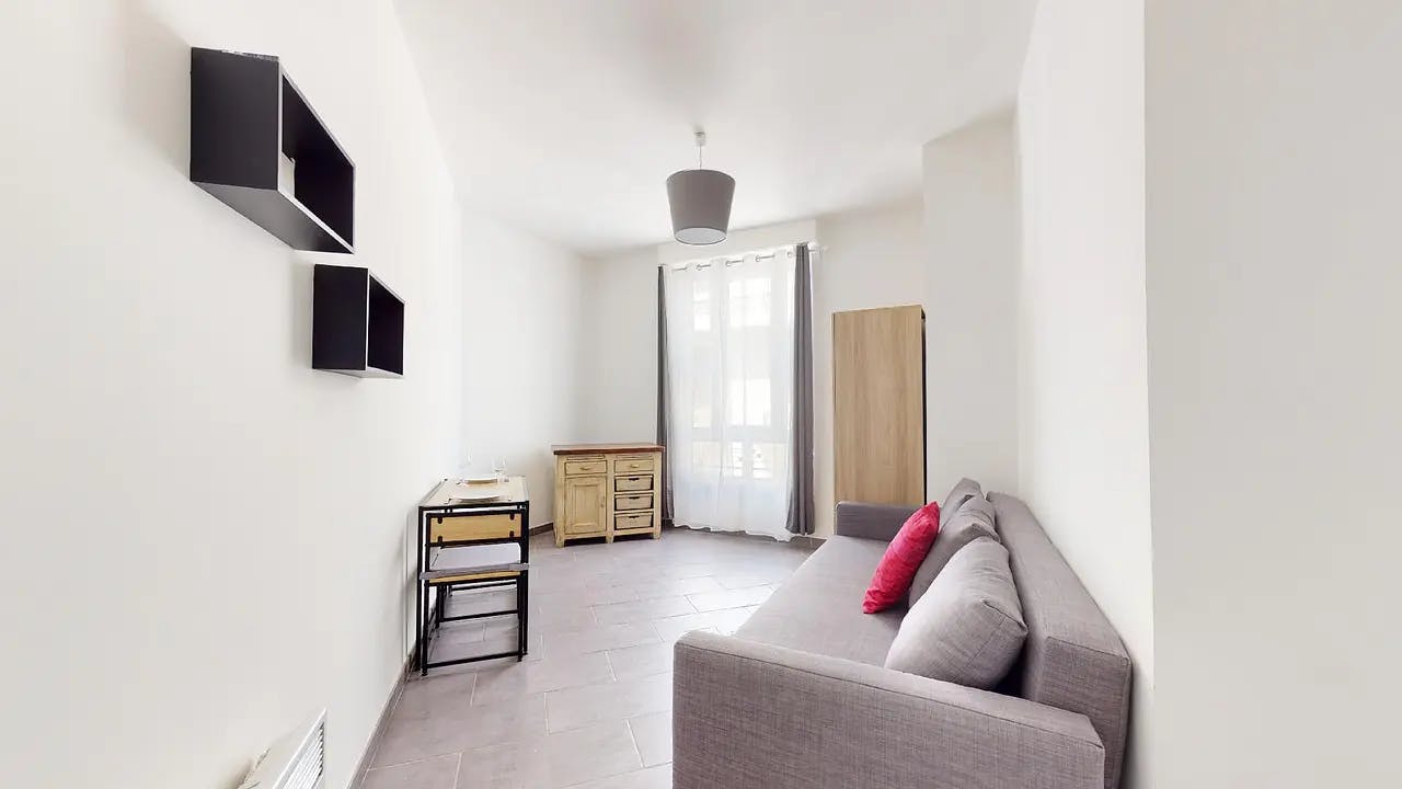 Studio à louer pour 502 €/mois à Toulon, Avenue Maréchal Bugeaud