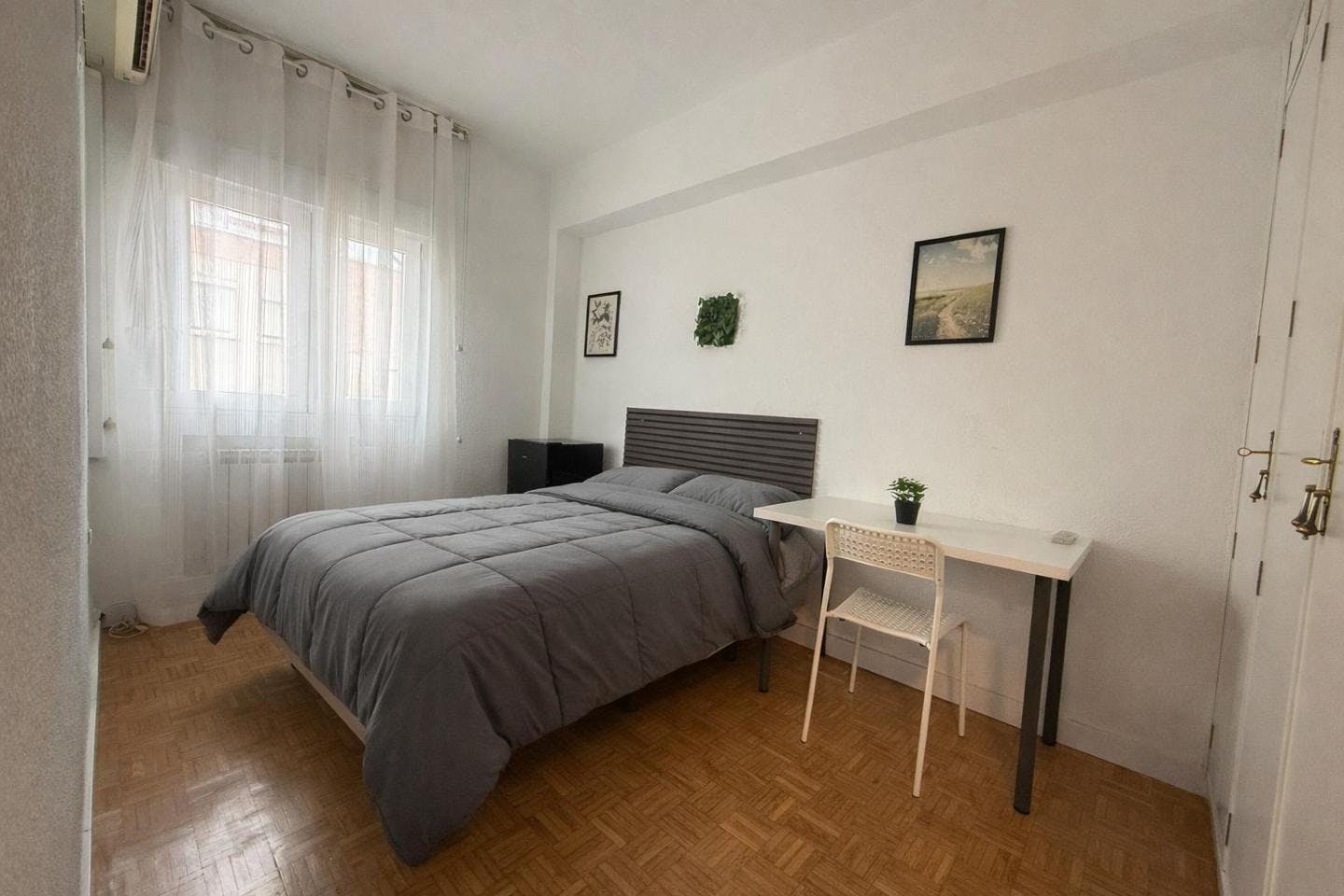 Paseo de la Castellana, Madrid preview