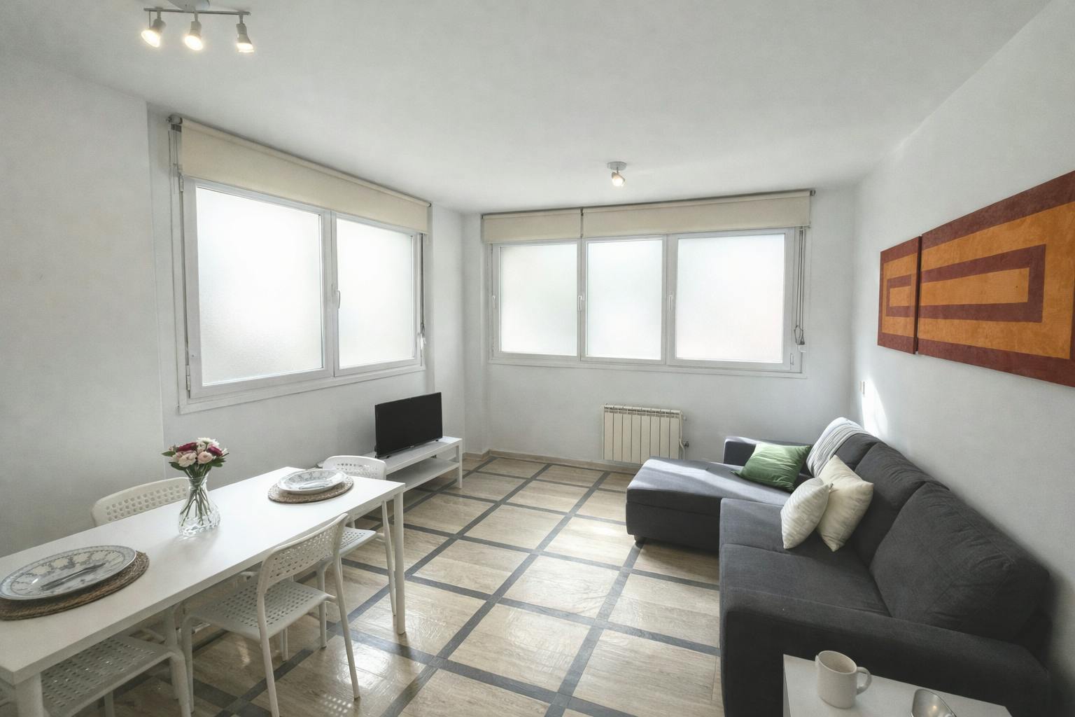 Appartement à louer pour 1 100 €/mois à Madrid, Avenida de la Albufera