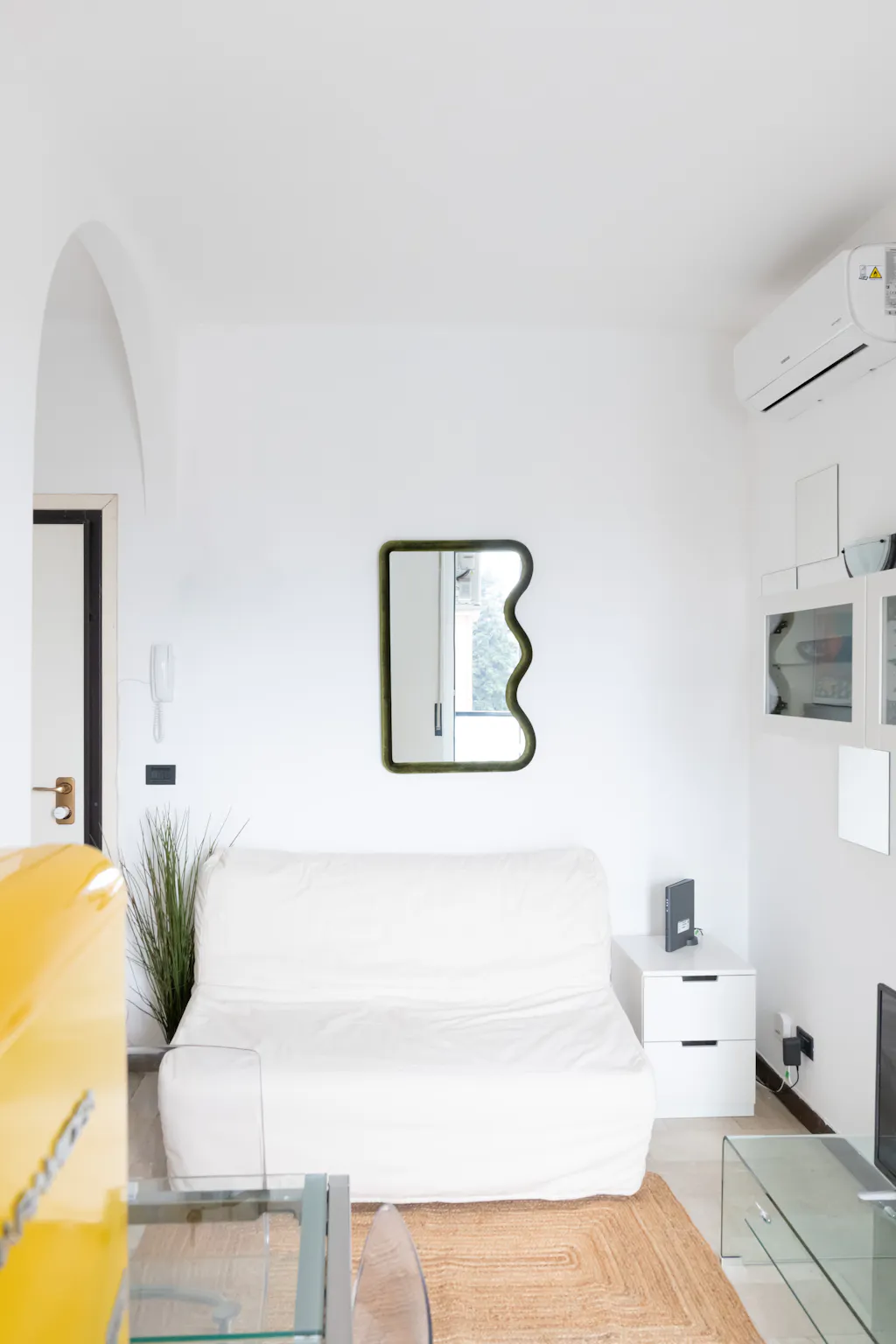 Alzaia Naviglio Pavese, Milan preview