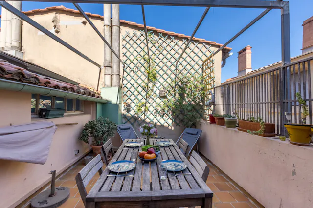 3-Bedroom Apartment in Place de la Canourgue, Montpellier (1692208) room image 1