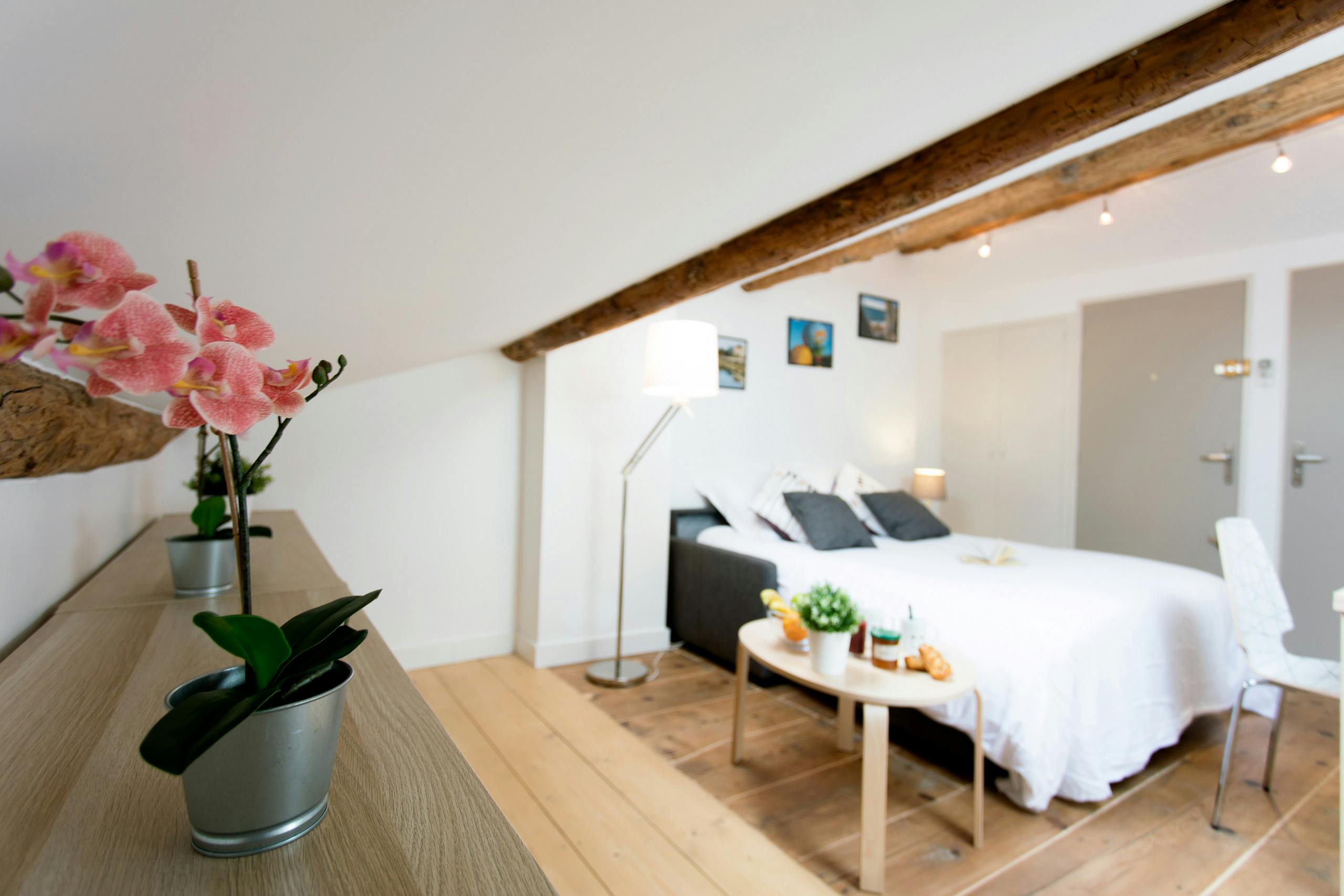 Студія за оренду для 9 999 EUR на місяць у Montpellier, Rue de la Méditerranée