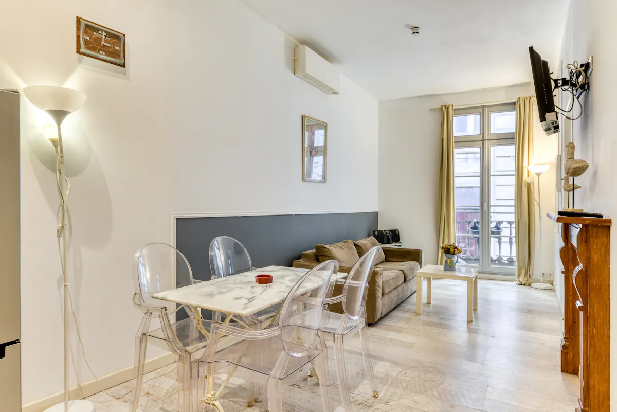 1-Bedroom Apartment in Rue Rosset, Montpellier (1692217) ROOM