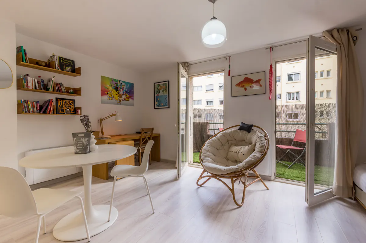 1-Bedroom Apartment in Avenue du Père Soulas, Montpellier (1692218) ROOM
