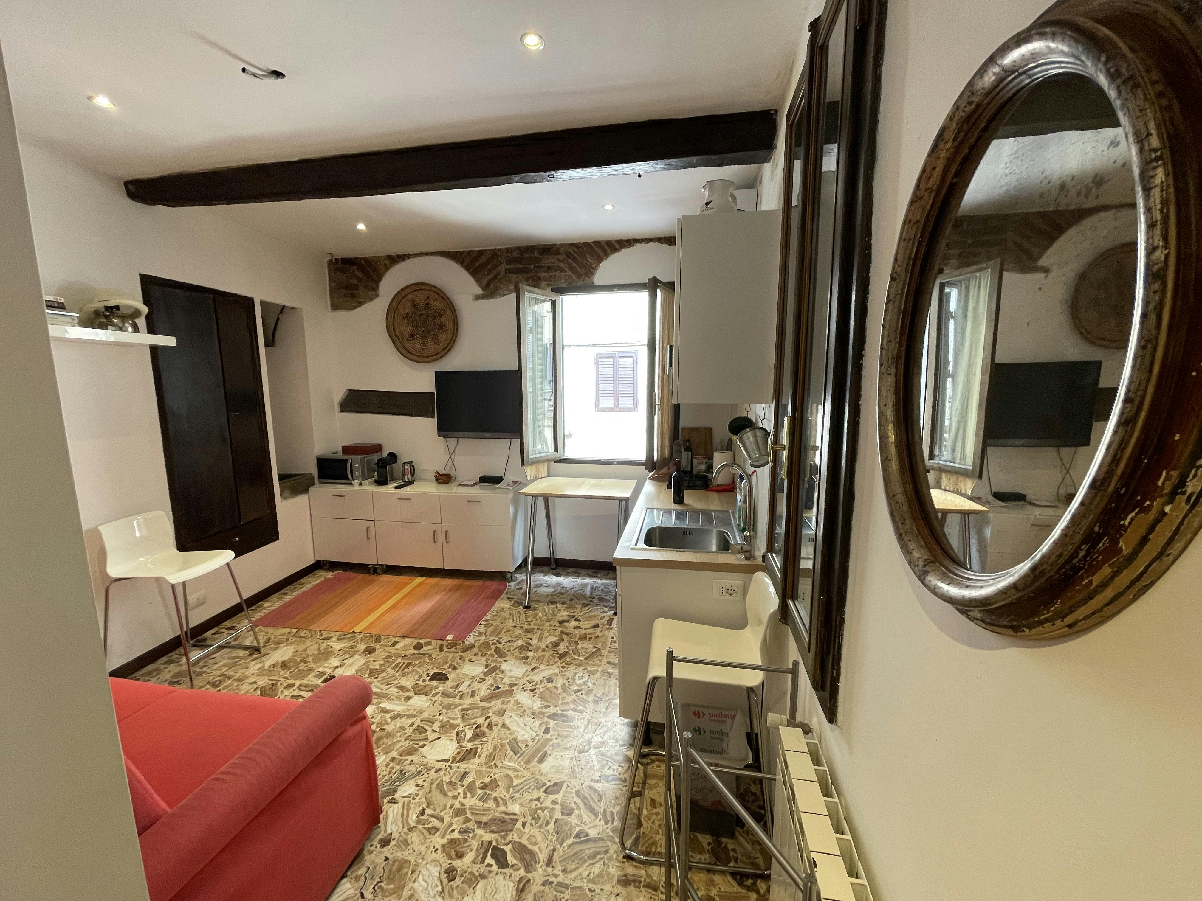 Appartement à louer pour 1 100 €/mois à Florence, Via Osteria del Guanto