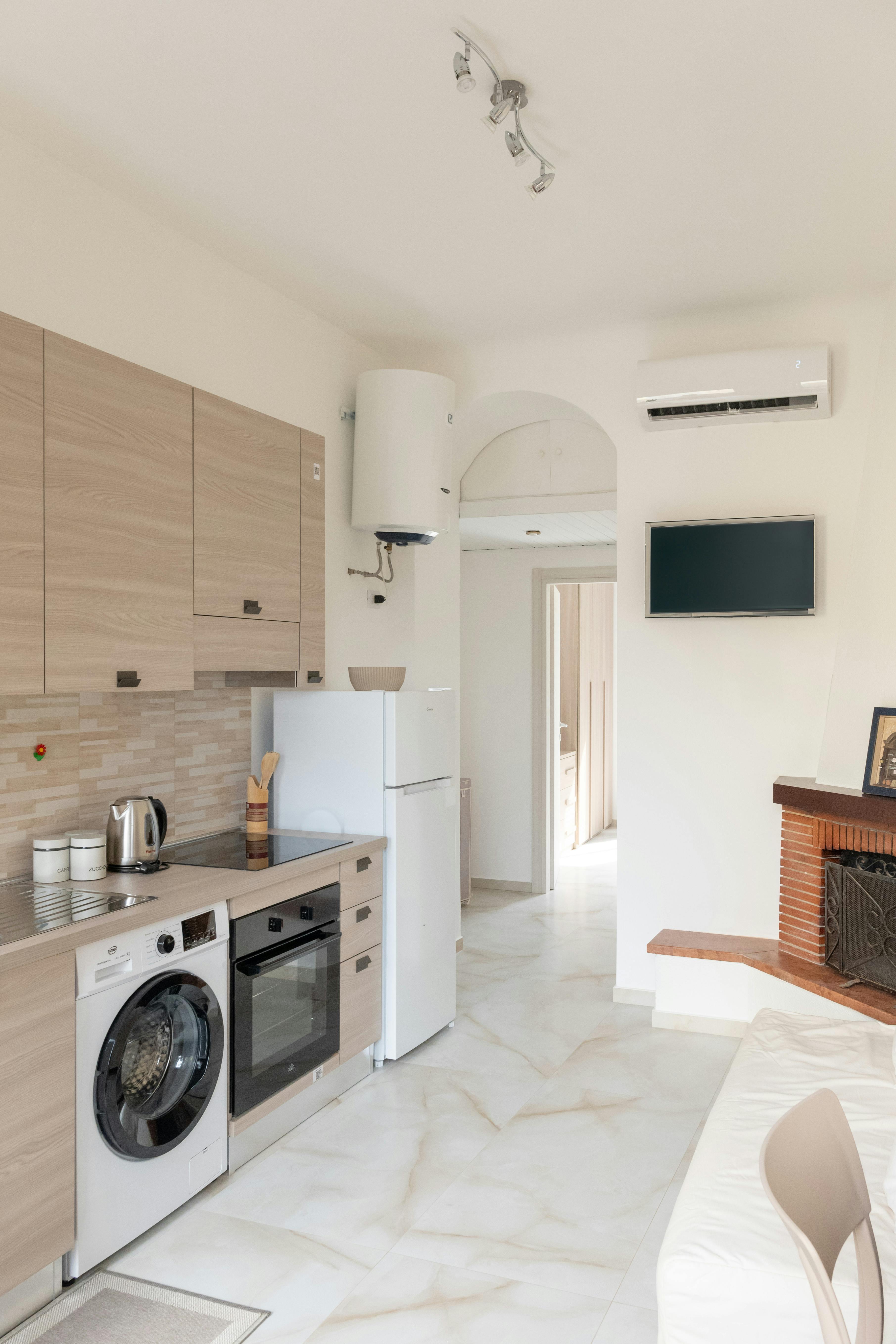 Apartment for rent for €1,650 per month in Milan, Via Angelo Mosso