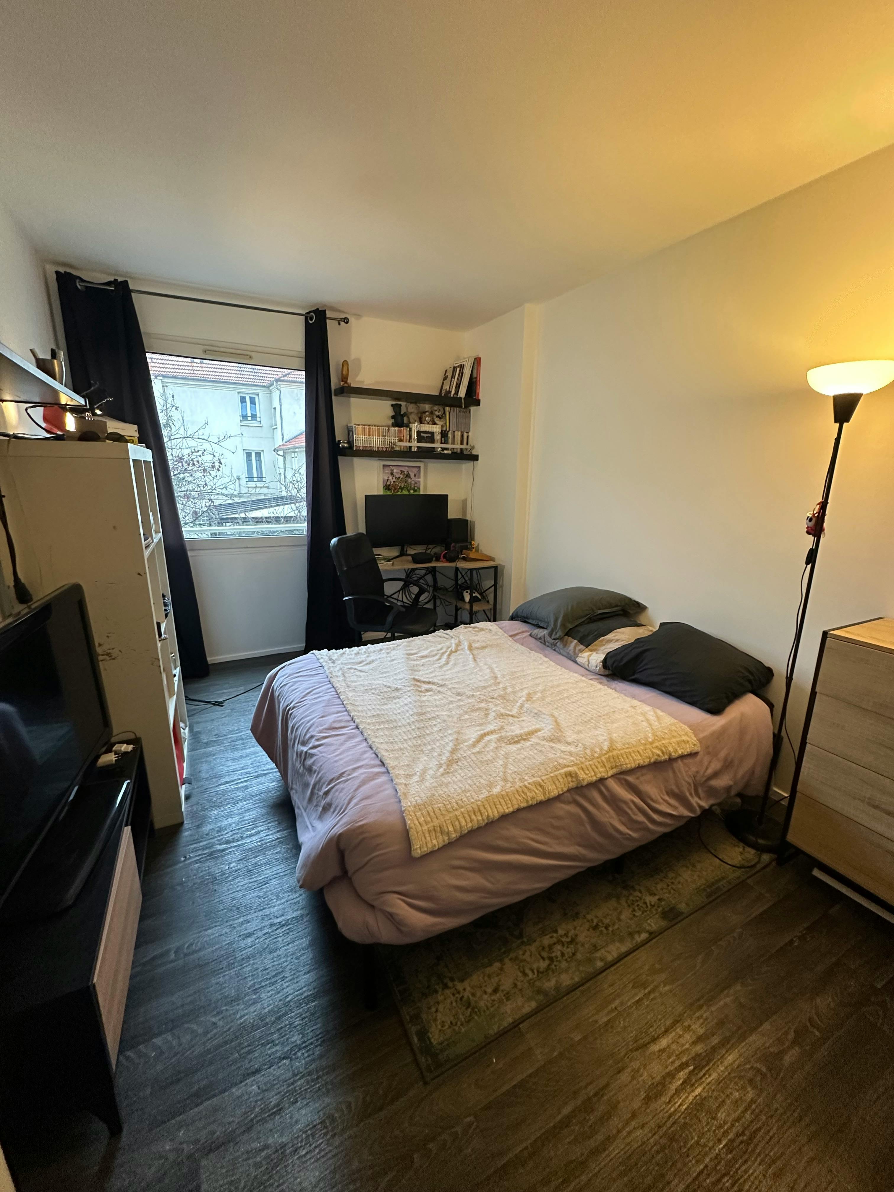 Private room for rent for €950 per month in Paris, Rue Florian