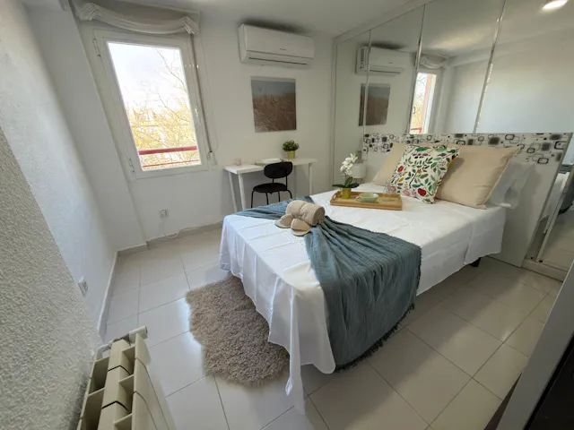 Private room in Calle de Amposta, Madrid (1692283) room image 1