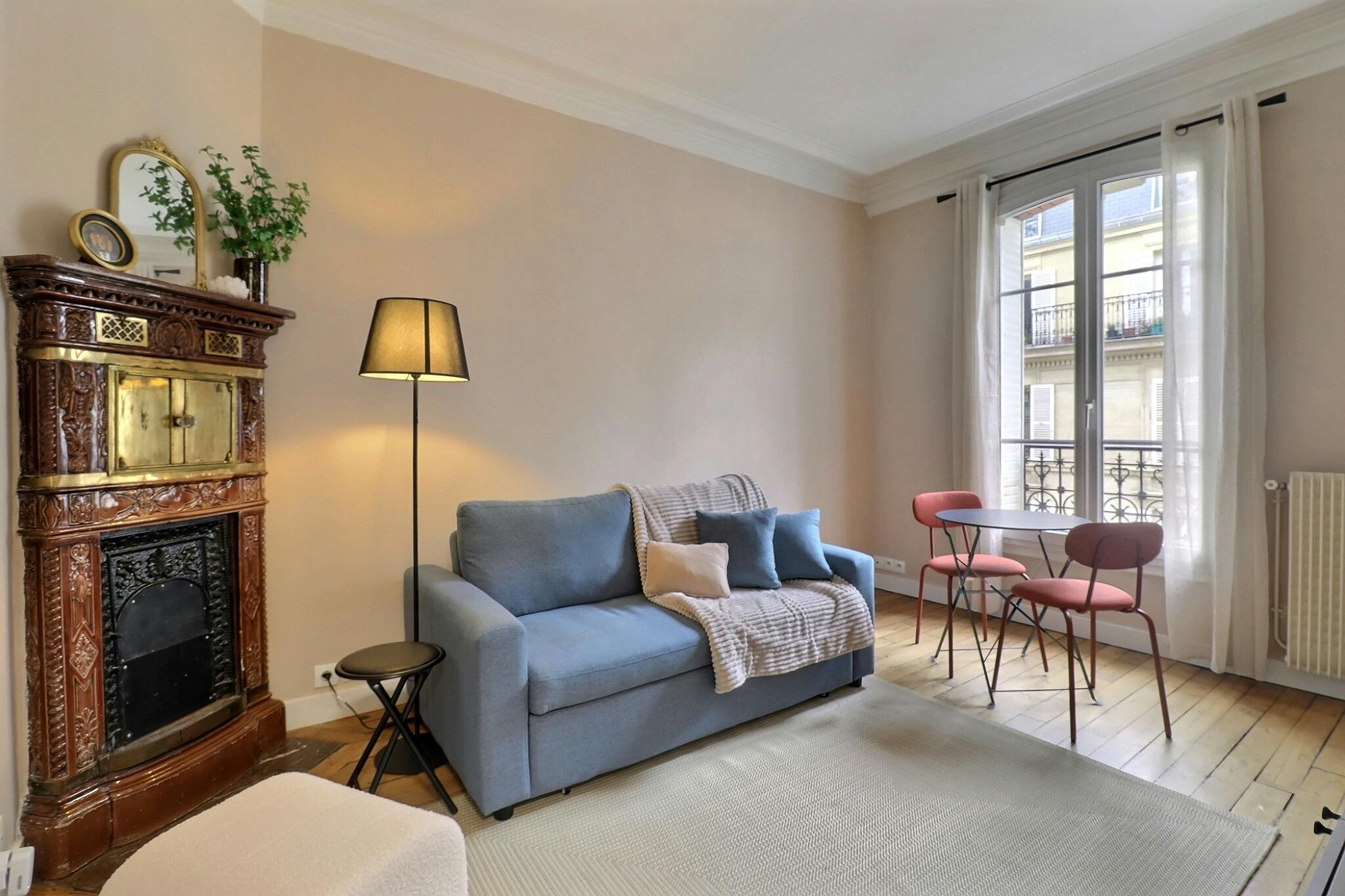 Apartment for rent for €1,537 per month in Paris, Rue Montgallet