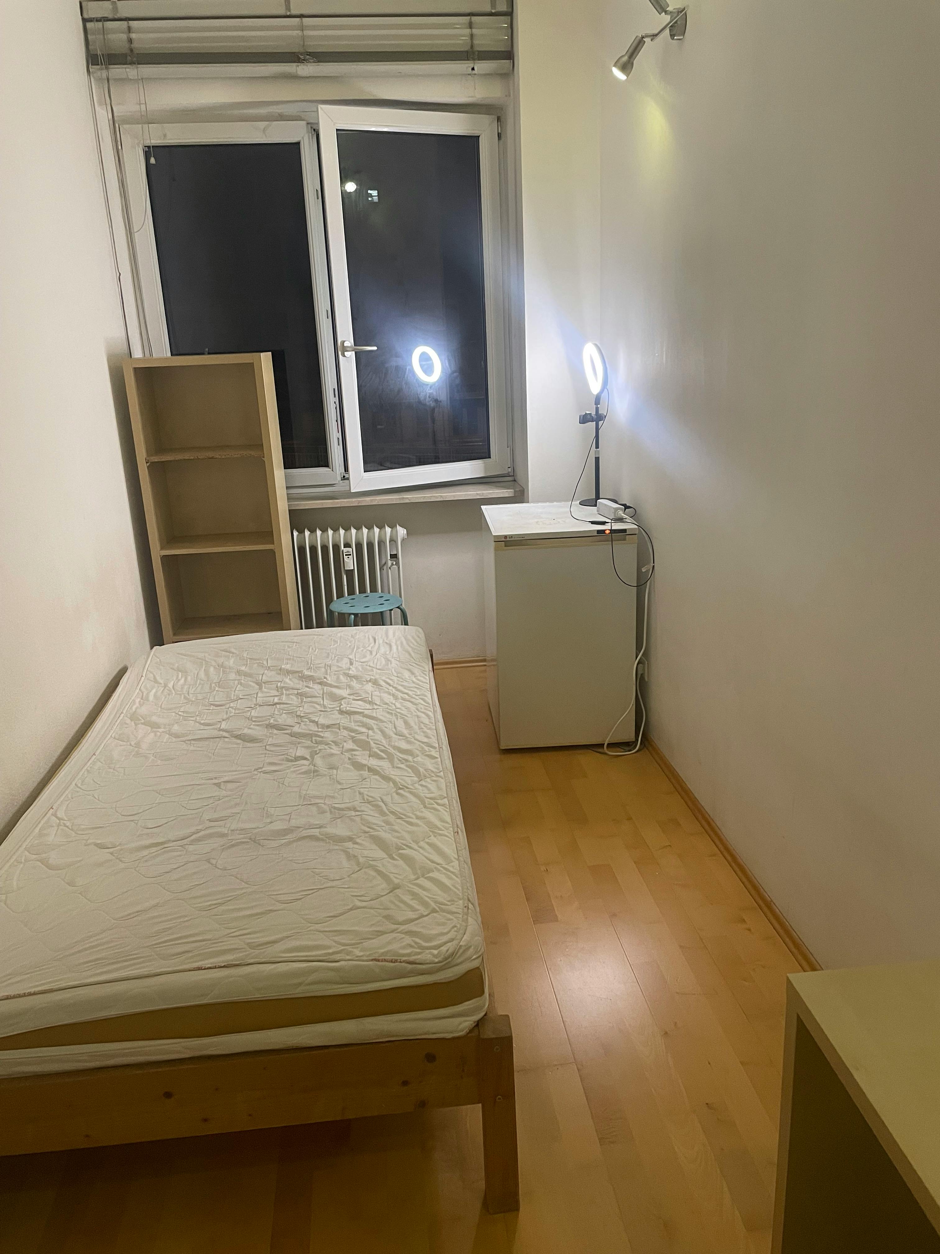 Private room for rent for €670 per month in Munich, Offenbachstraße