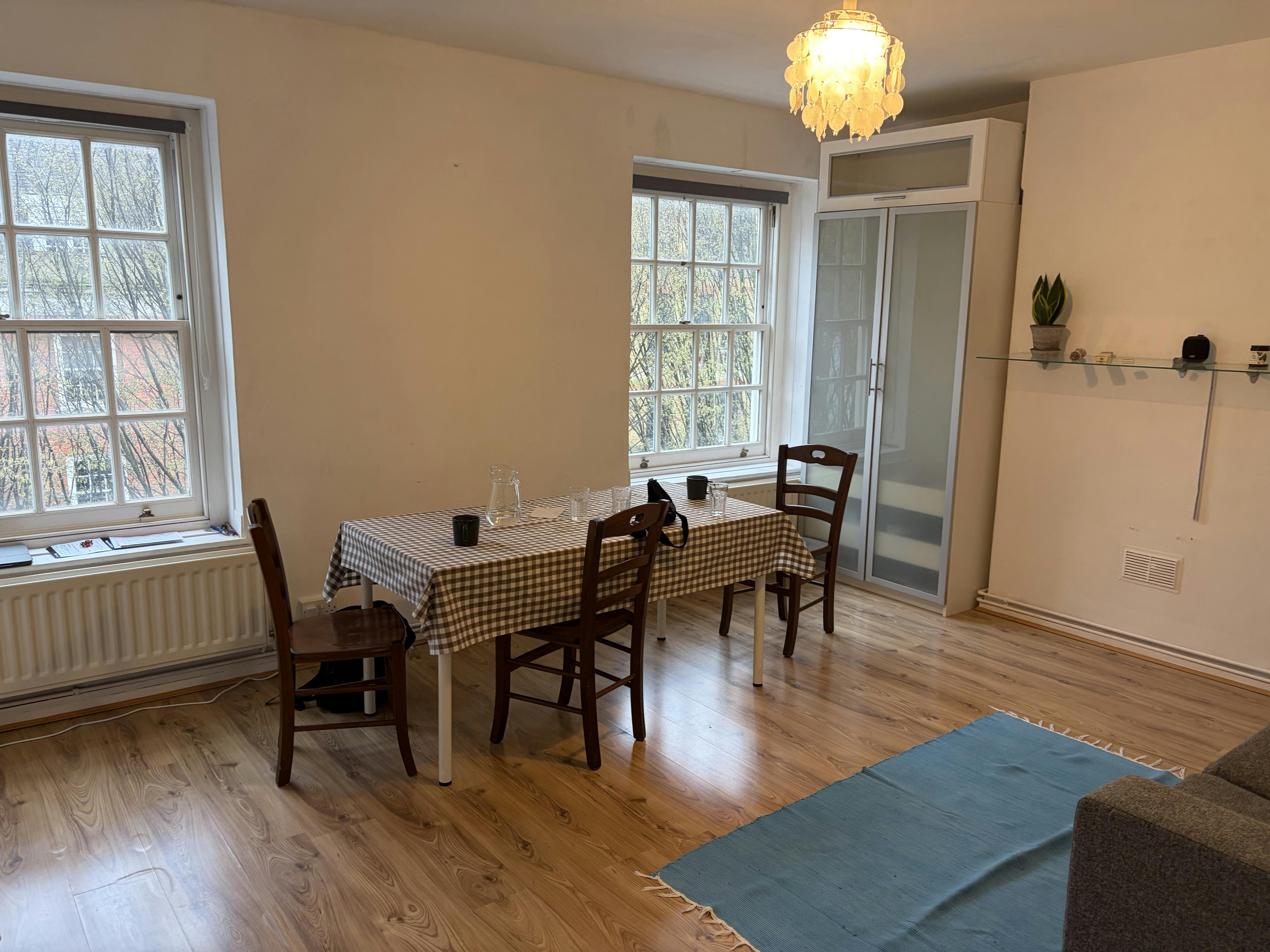 私人房间 正在以 £1,146 的月租出租，其位于 London, Chalton Street