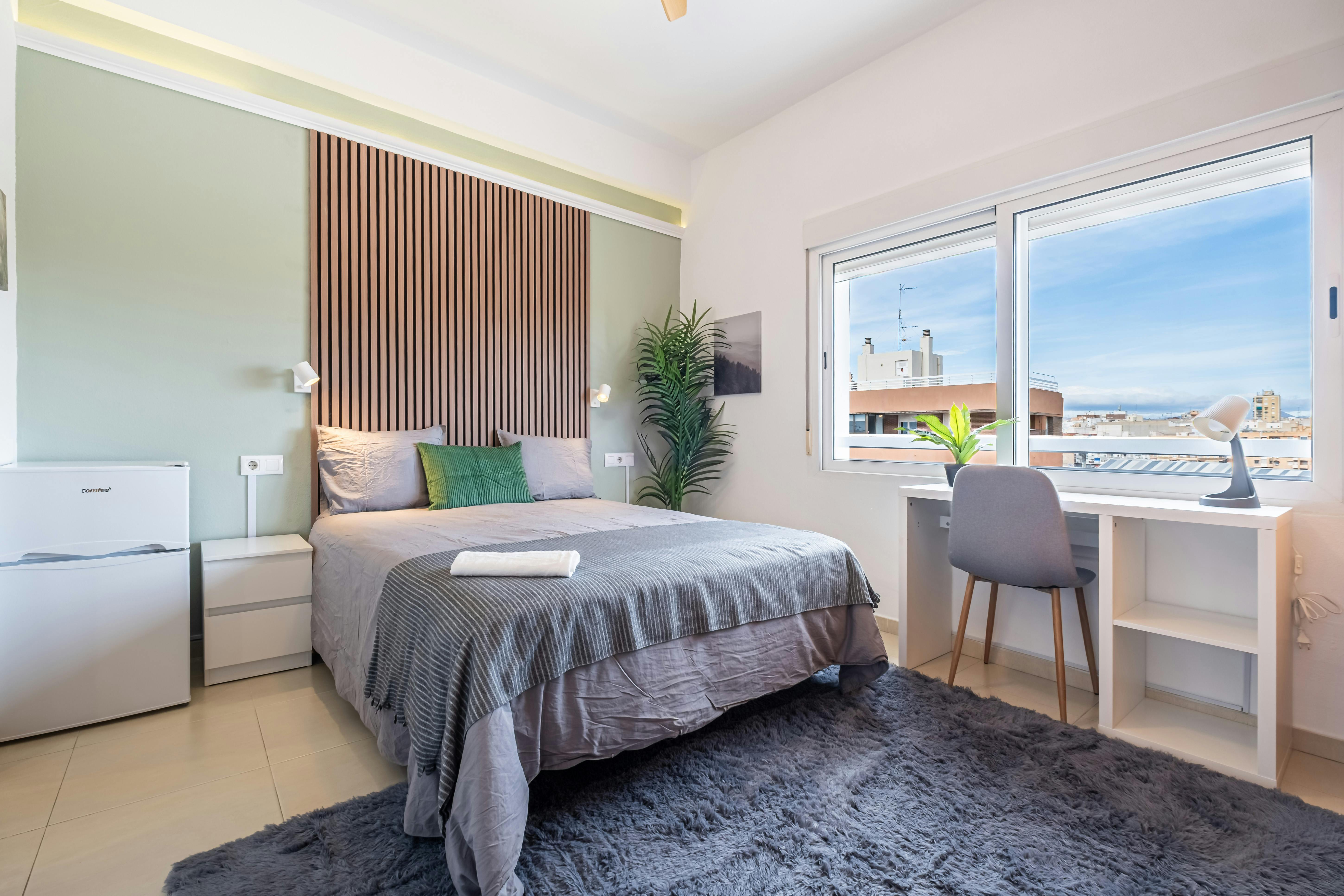 Avenida de Aguilera, Alicante (Alacant) preview