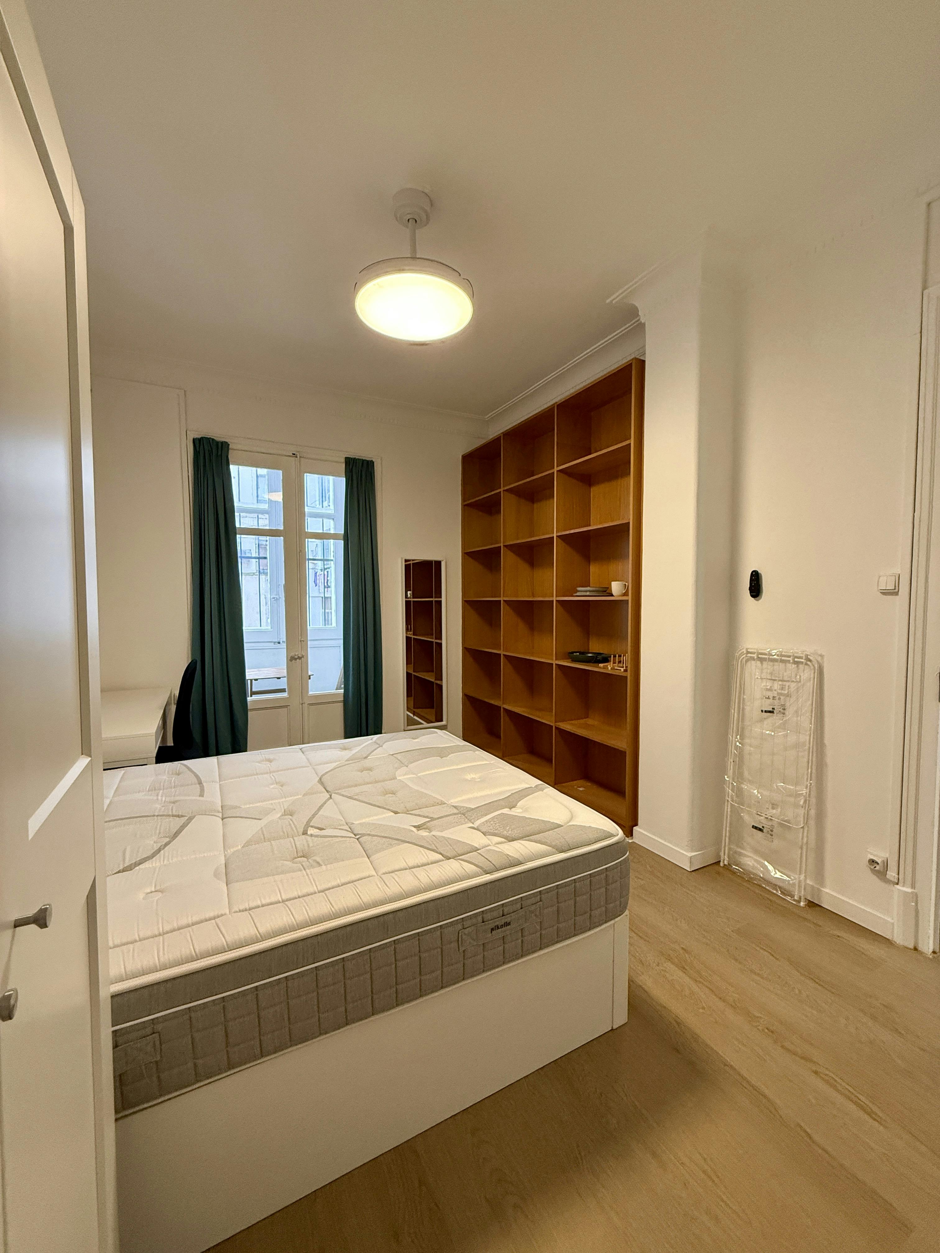 Отдельная комната сдается в аренду за 550 € в месяц в Zaragoza, Calle de Felipe Sanclemente