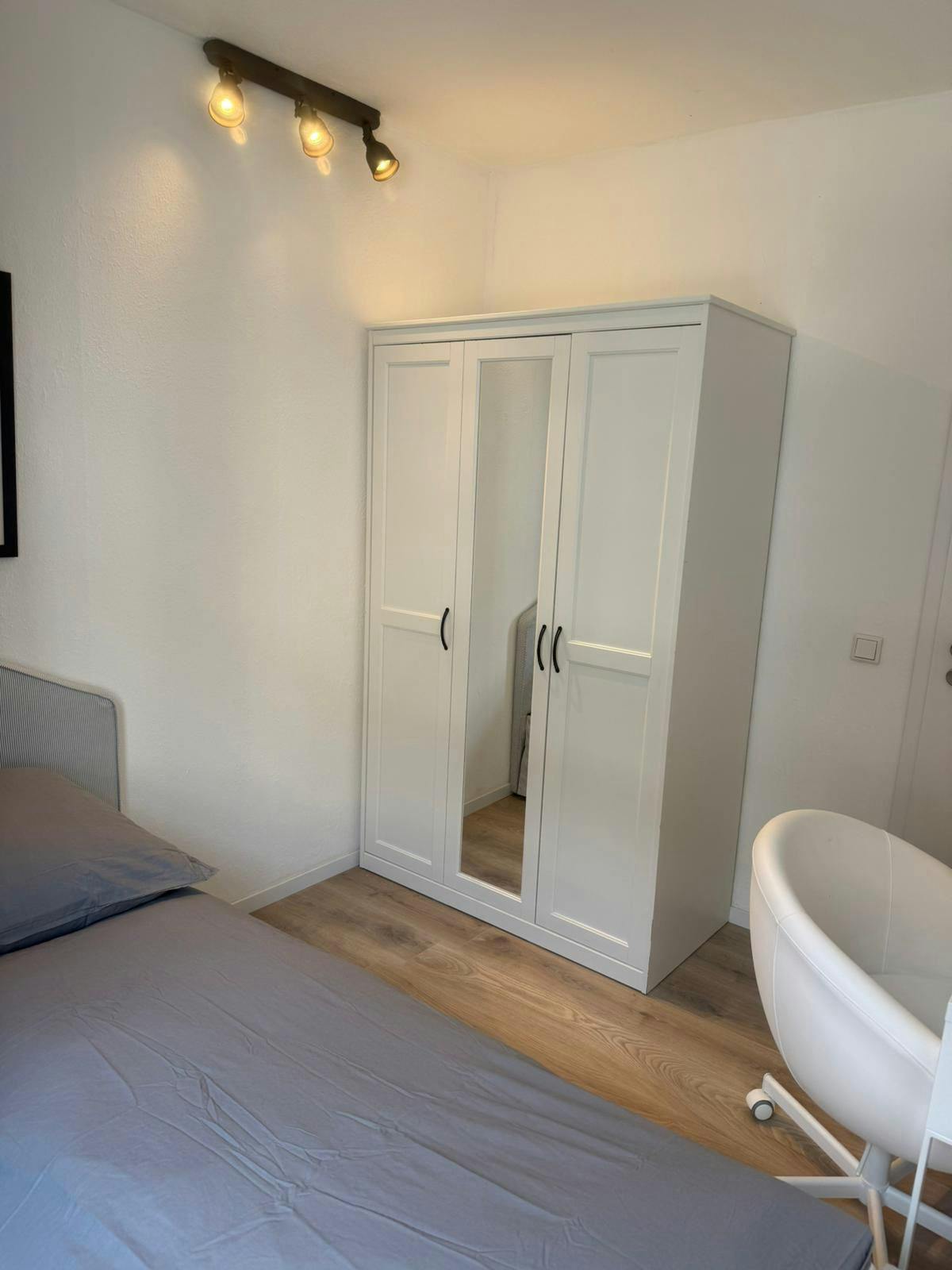 Single room Düsseldorf, 1 bed, 15m² — photo 12