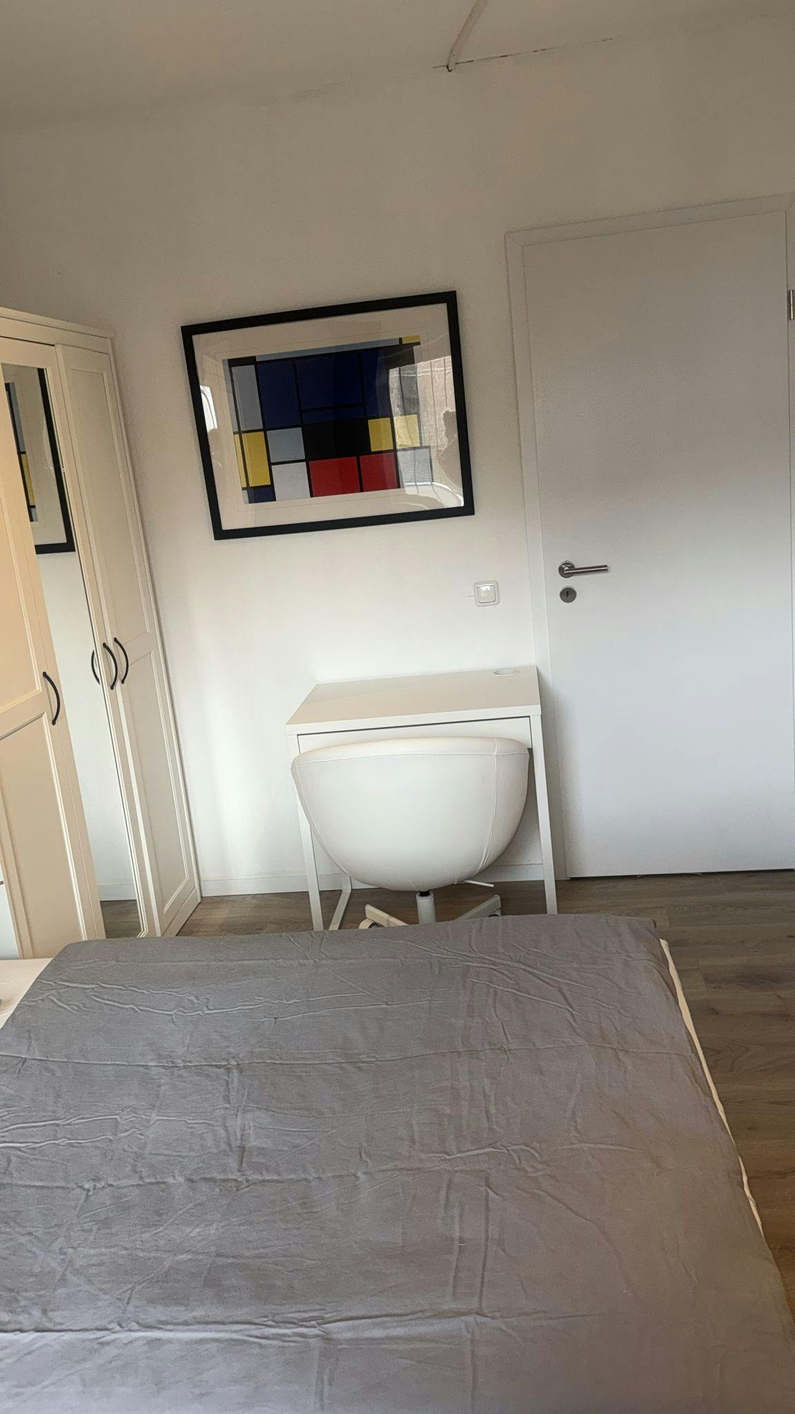 Apartment Düsseldorf, 4 beds, 15m² — photo 18