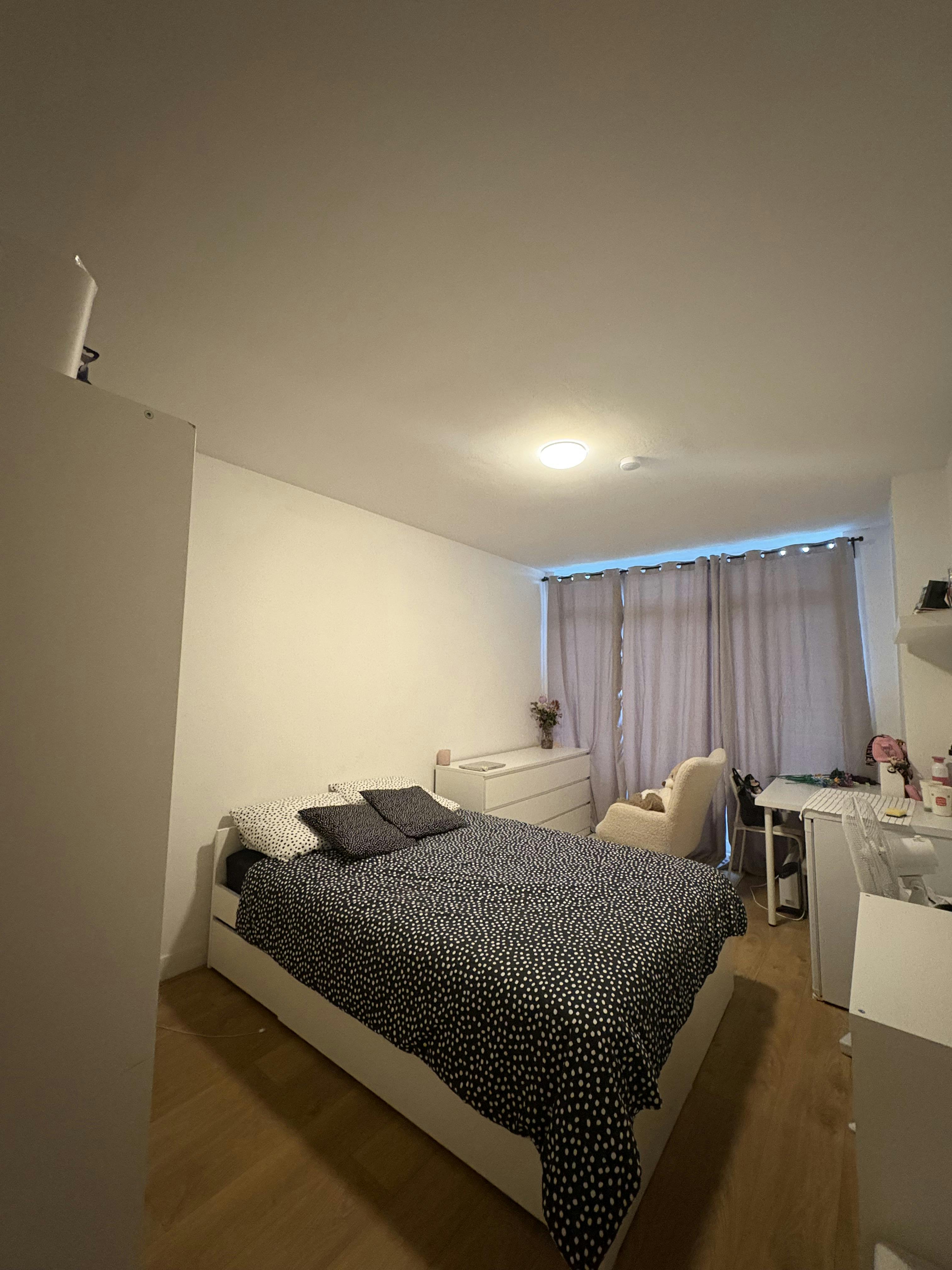 Private room for rent for €732 per month in The Hague, Troelstrakade