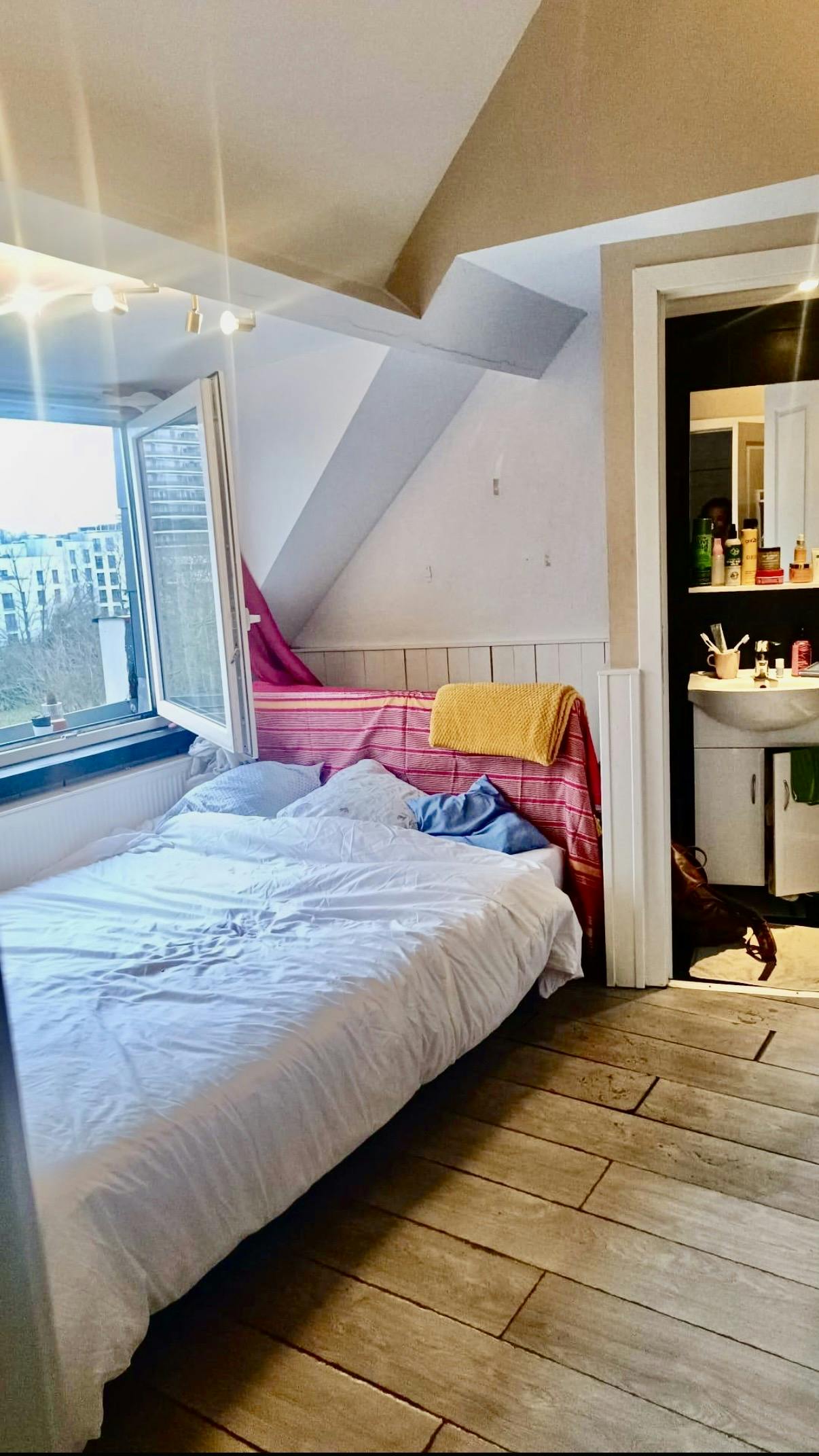 Chambre privée à louer pour 600 €/mois à Woluwe-Saint-Lambert, Chaussée de Roodebeek