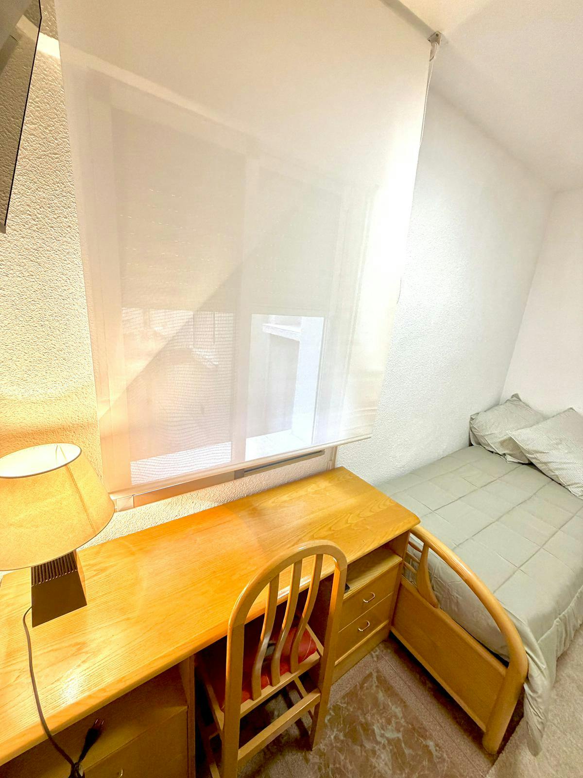 Single room Alcalá De Henares, 1 bed, 7m² — photo 4