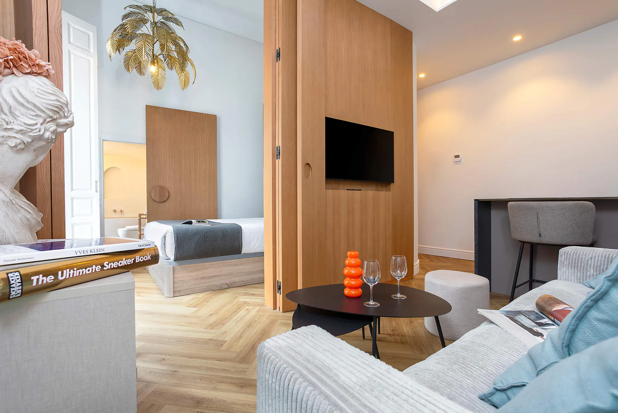 Antonia Díaz, Sevilla preview