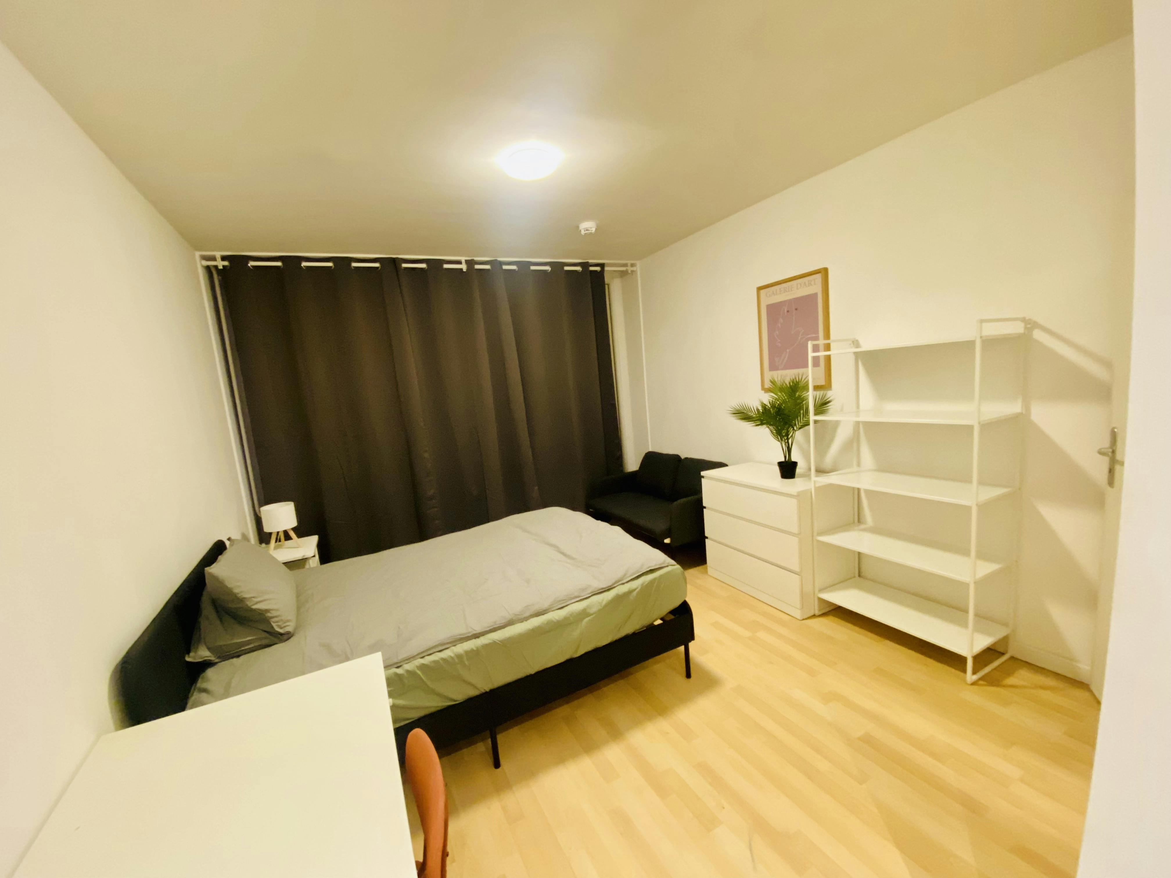 Studio for rent for €800 per month in Berlin, Löwenberger Straße