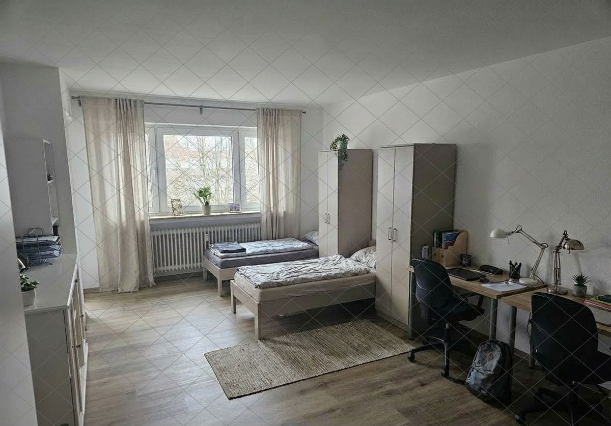 Отдельная комната сдается в аренду за 420 € в месяц в Königsbrunn, Donauwörther Straße