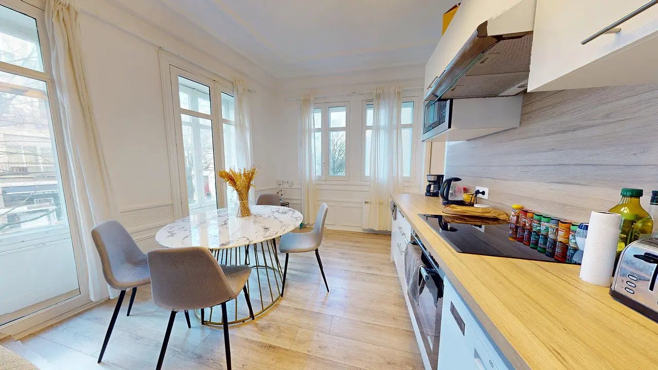 Private room in Rue Canihac, Bordeaux (1692684) room image 6