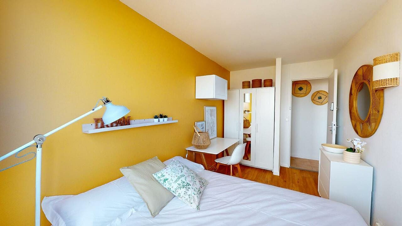Single room Bron, 1 bed, 10m² — photo 3