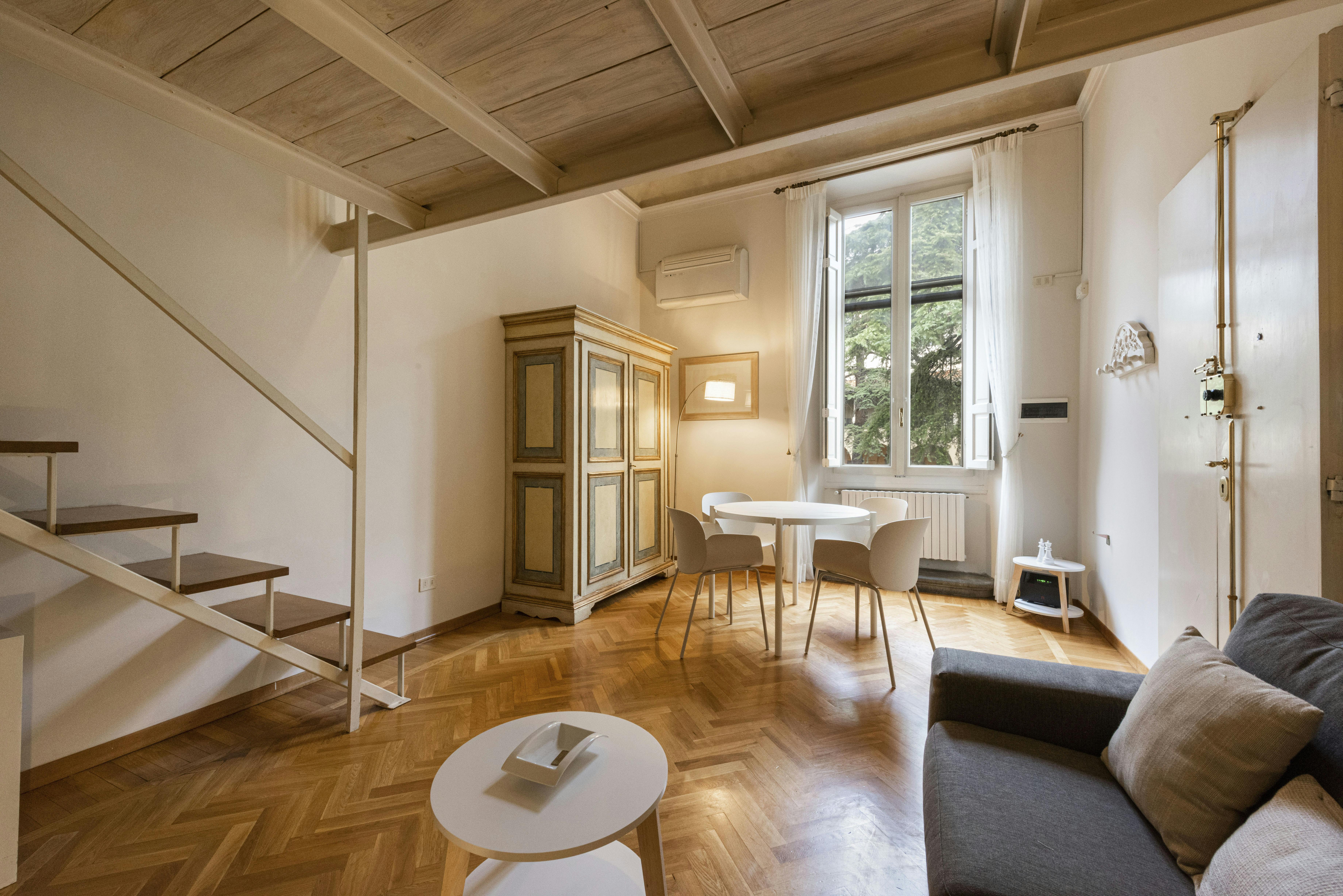Apartment for rent for €1,450 per month in Florence, Via dell' Oriuolo