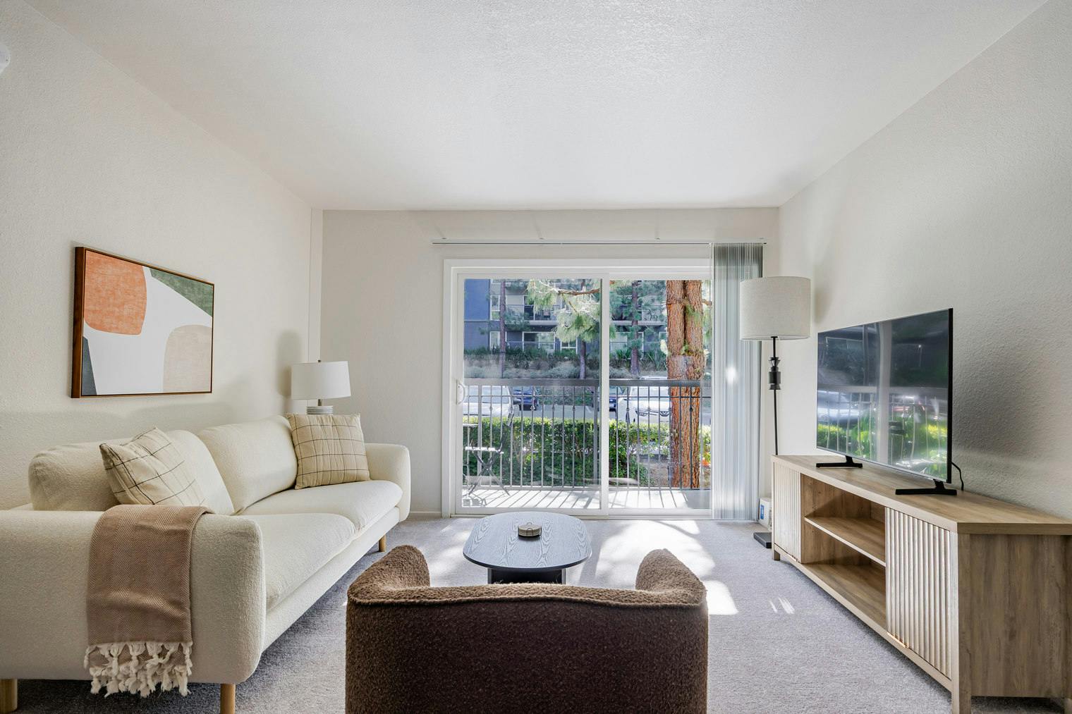 Apartment for rent for $5,126 per month in Los Angeles, Barham Boulevard