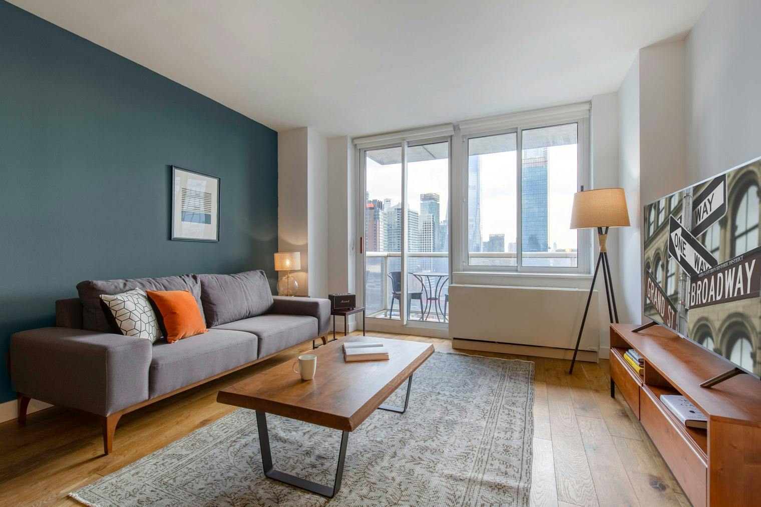 Lägenhet att hyra för $8,454 i månaden i New York City, West 43rd Street