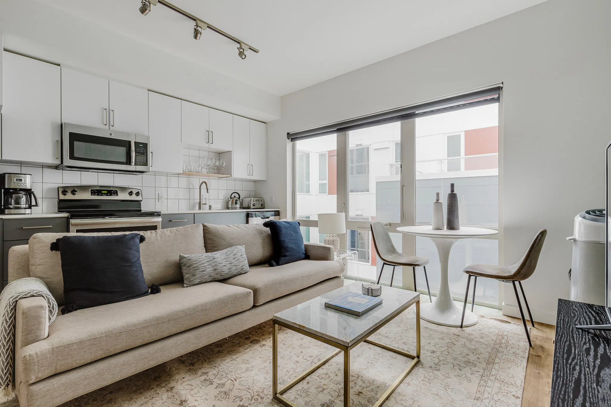 11th Avenue, Seattle, WA preview