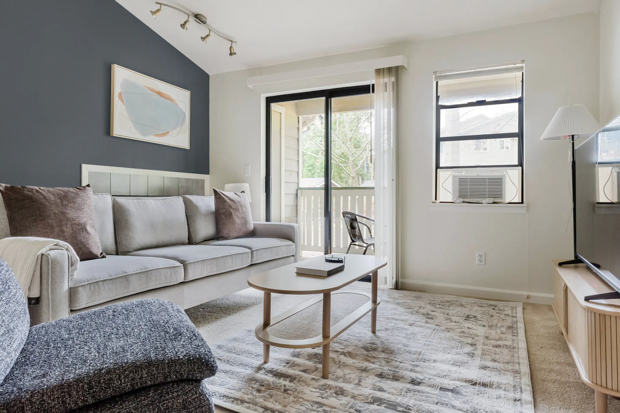 Northeast 40th Street, Seattle, WA preview