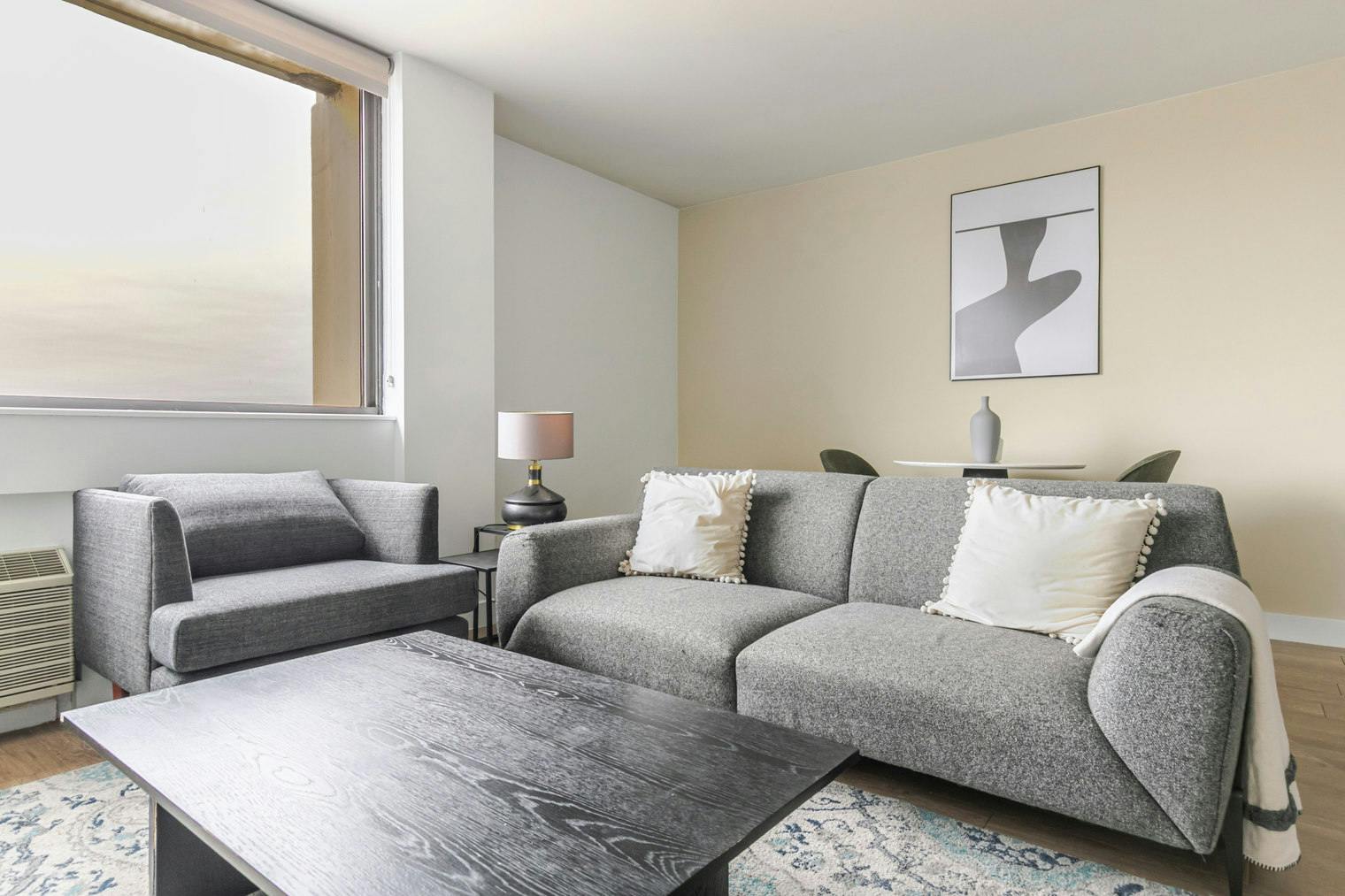 North Clark Street, Chicago, IL preview