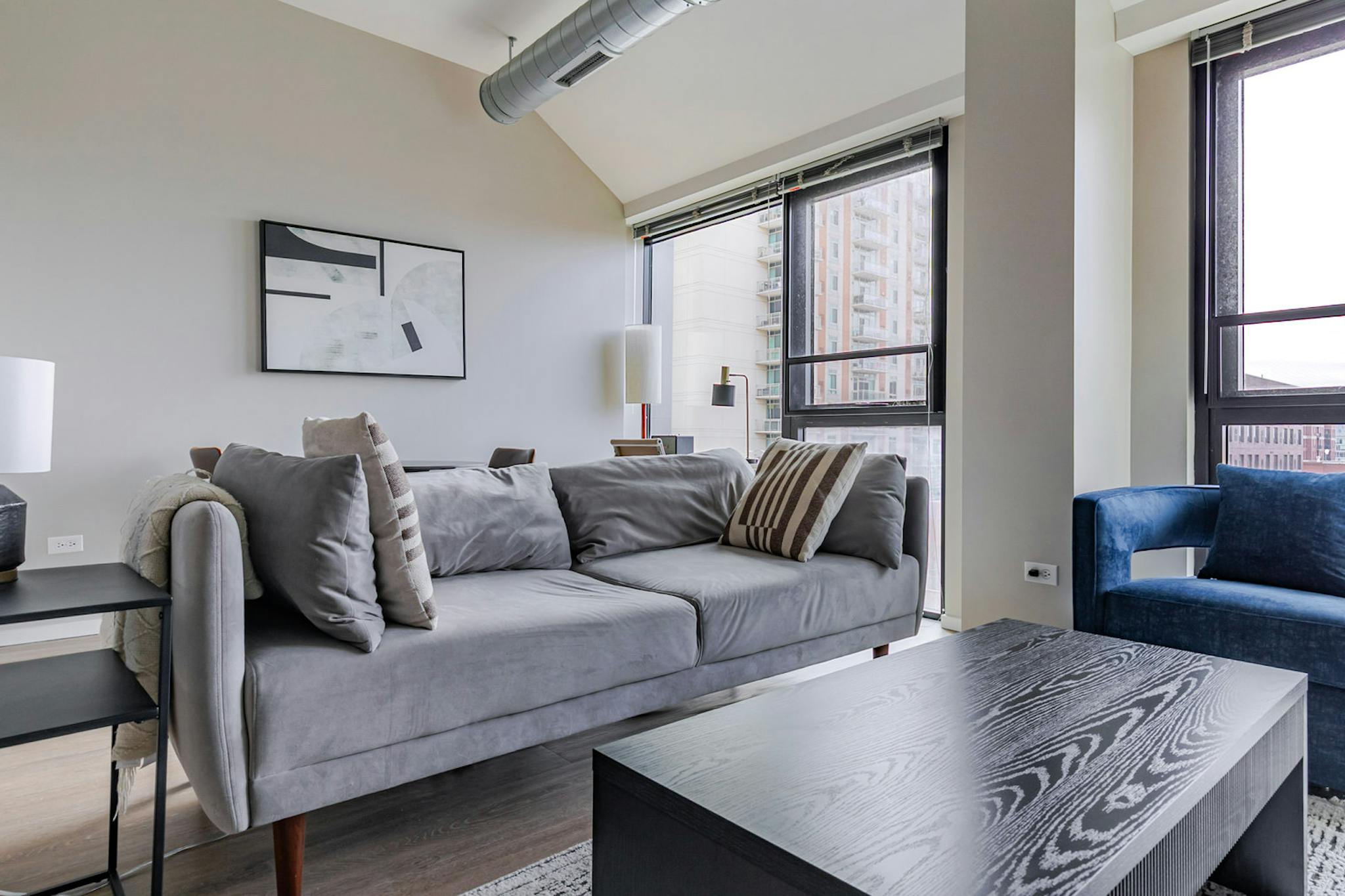 West Scott Street, Chicago, IL preview