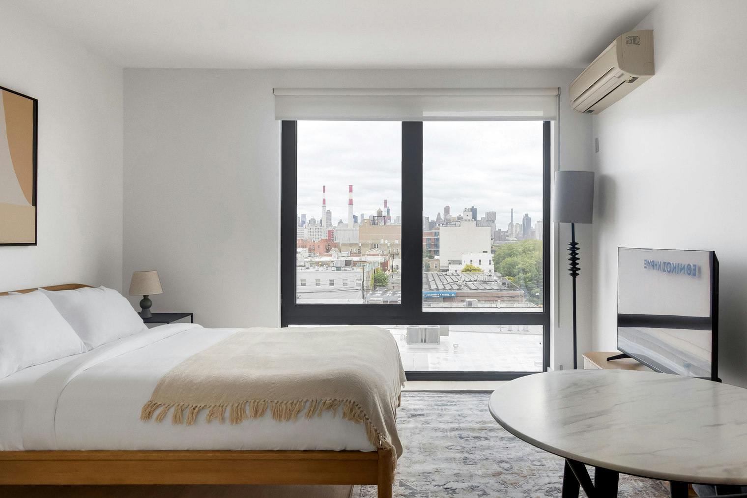 Studio for rent for $5,883 per month in Queens County, 30th Street