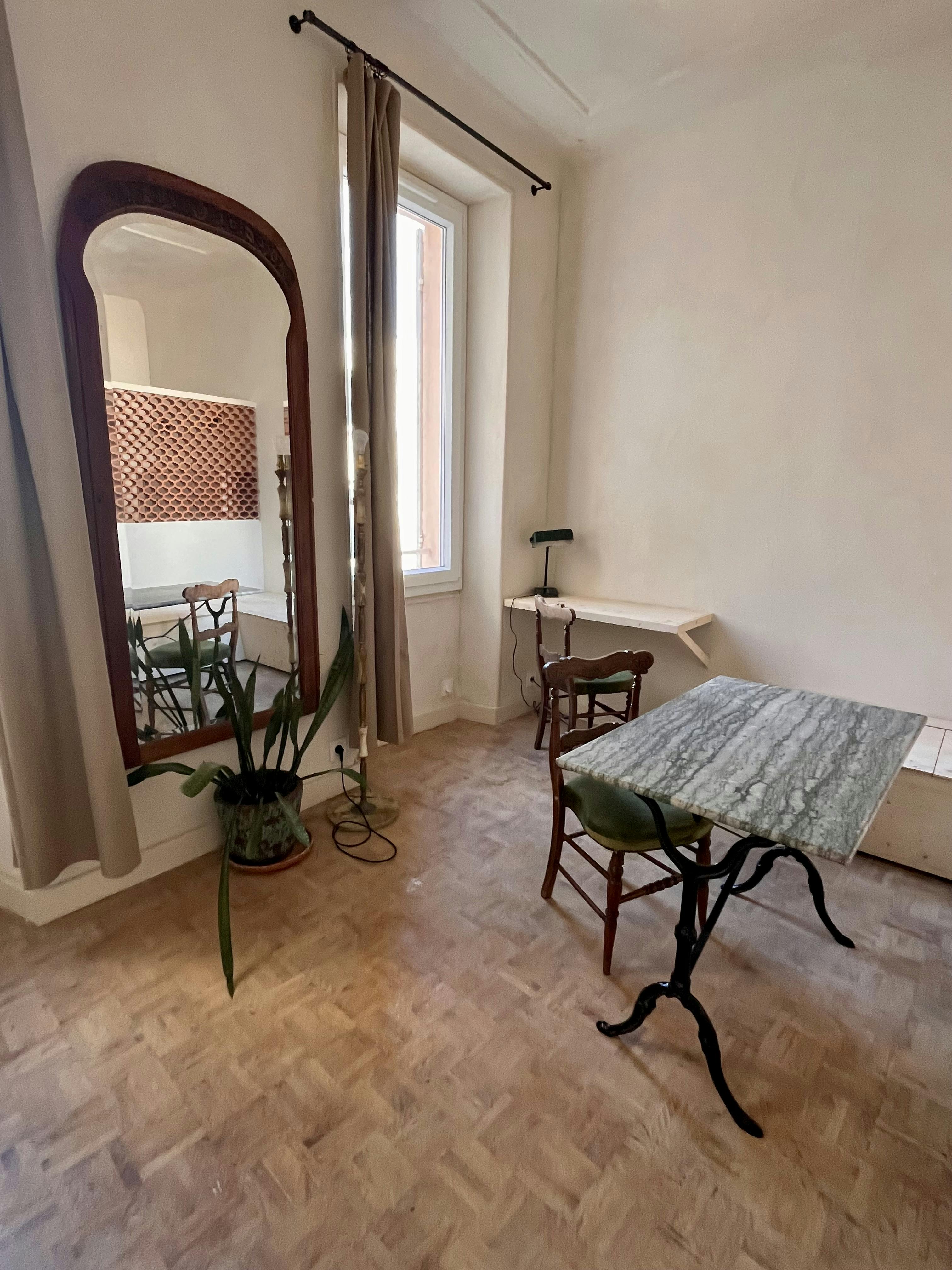 Студия сдается в аренду за 950 € в месяц в Marseille, Rue Horace Bertin