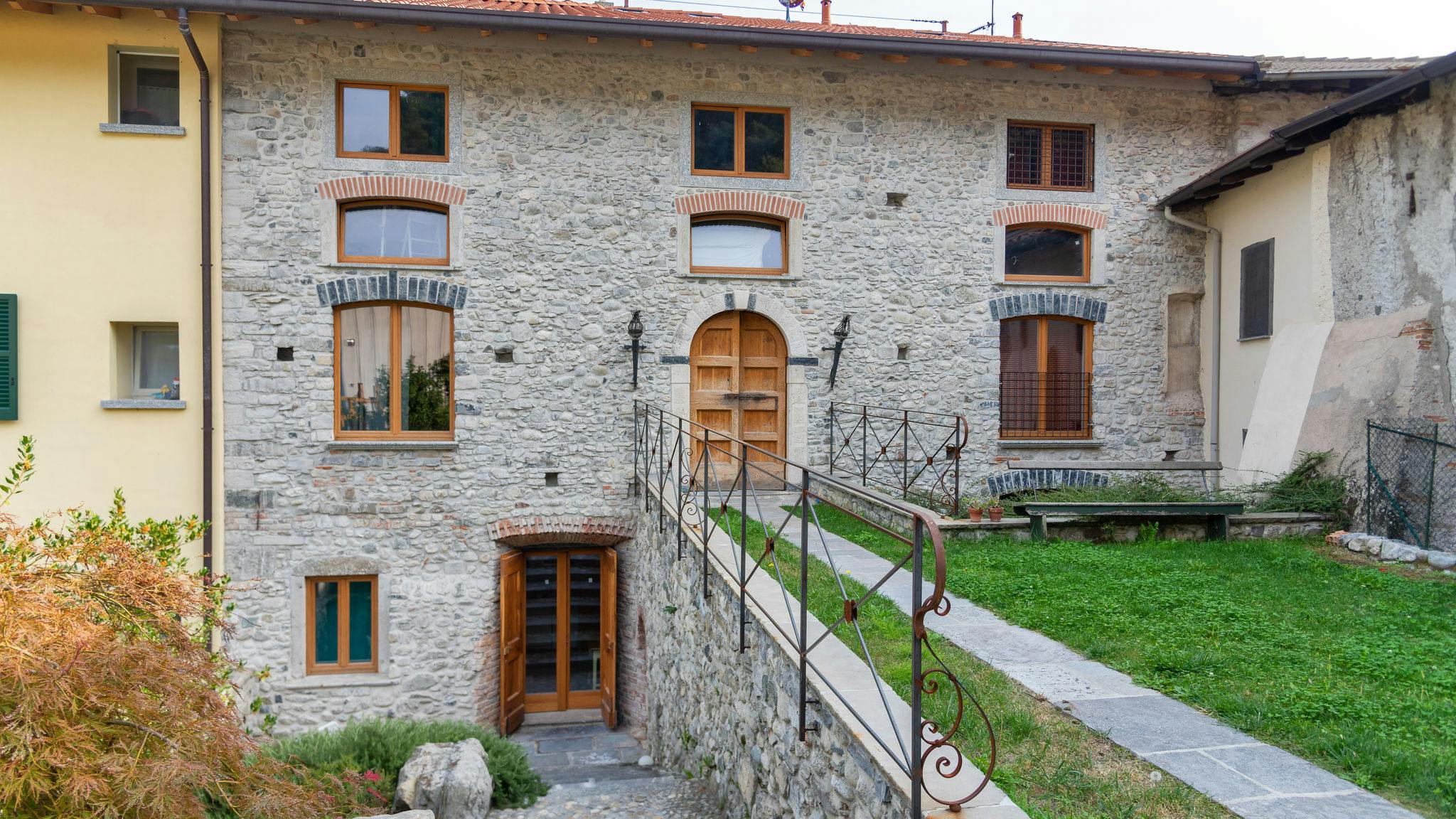 Appartamento in affitto a 1 € al mese a Pescate, Via Promessi Sposi