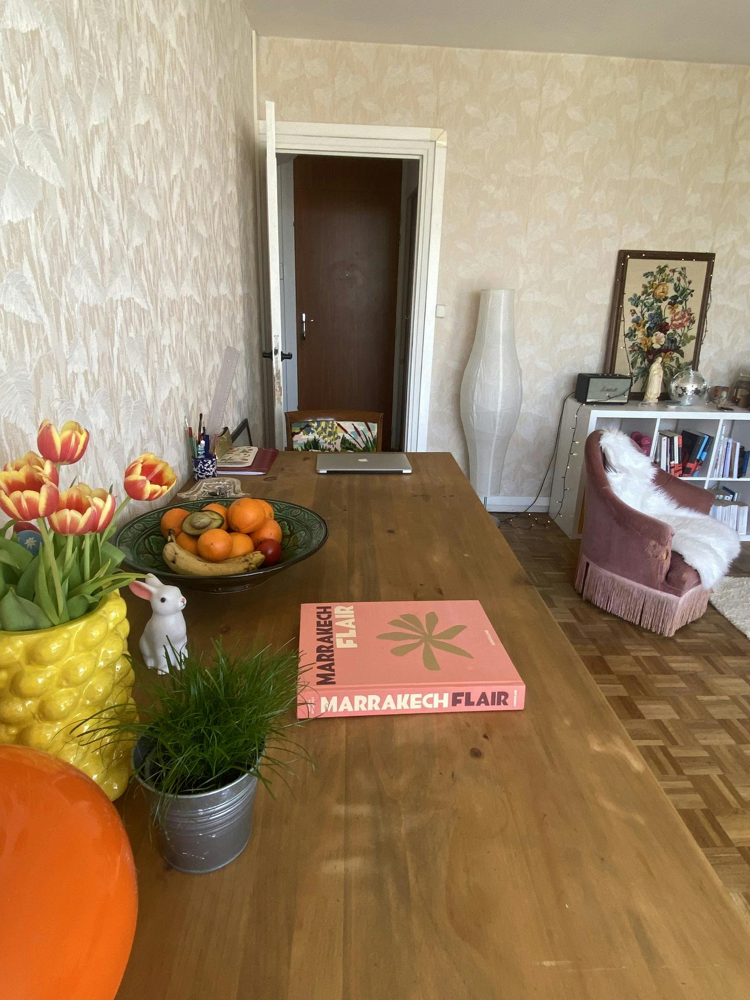 Gebouw te huur voor € 950 per maand in Nantes, Allée de la Renaudière