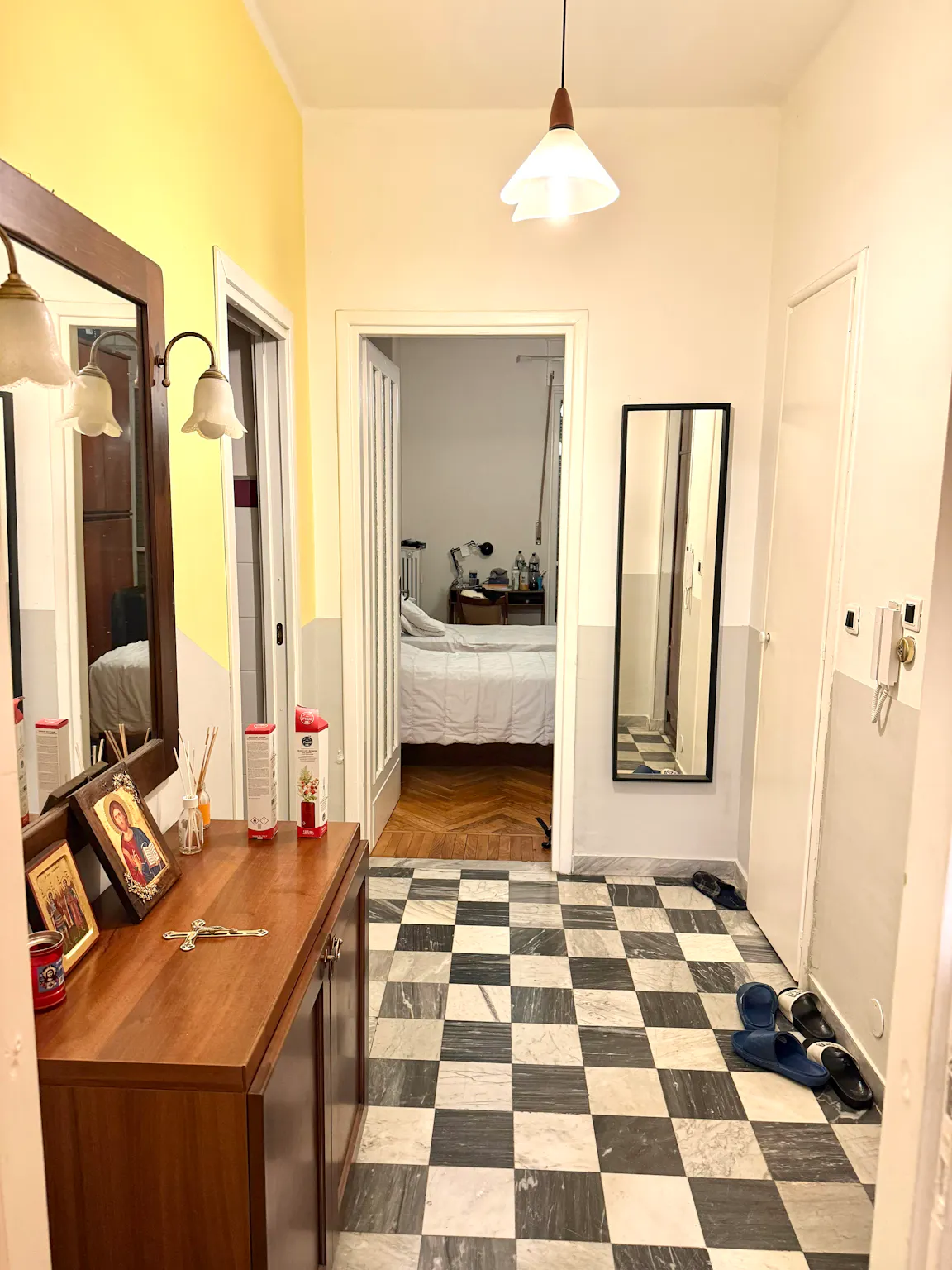 2-Bedroom Apartment in Via Gian Battista Tiepolo, Turin (1693179) ROOM