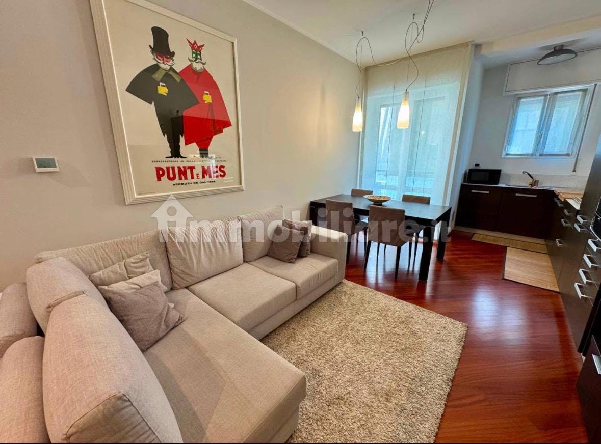 Apartment for rent for €1,820 per month in Milan, Via Elia Lombardini
