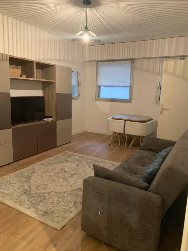 Apartment in Rue Soyer, Neuilly-sur-Seine (1693361) ROOM