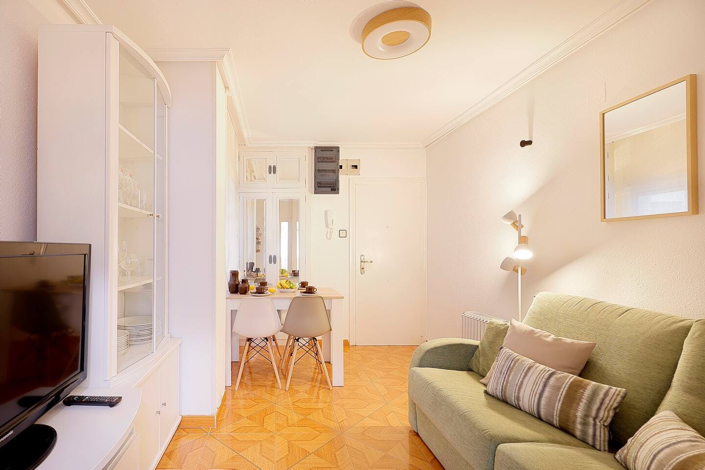 Casa para alugar por € 1.000.000 por mês em Gijón, Calle la Playa